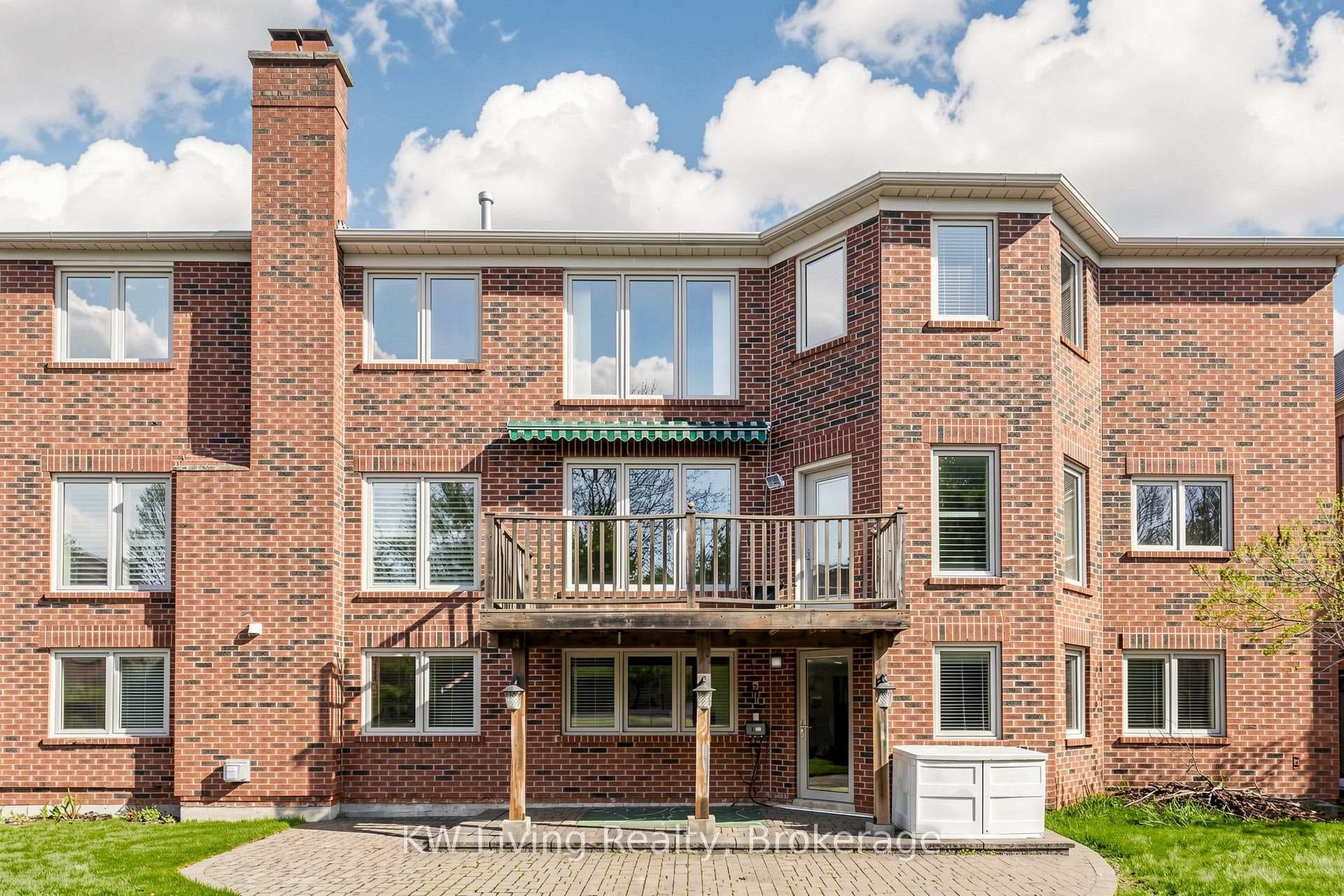 22 Ava Crescent photo 43