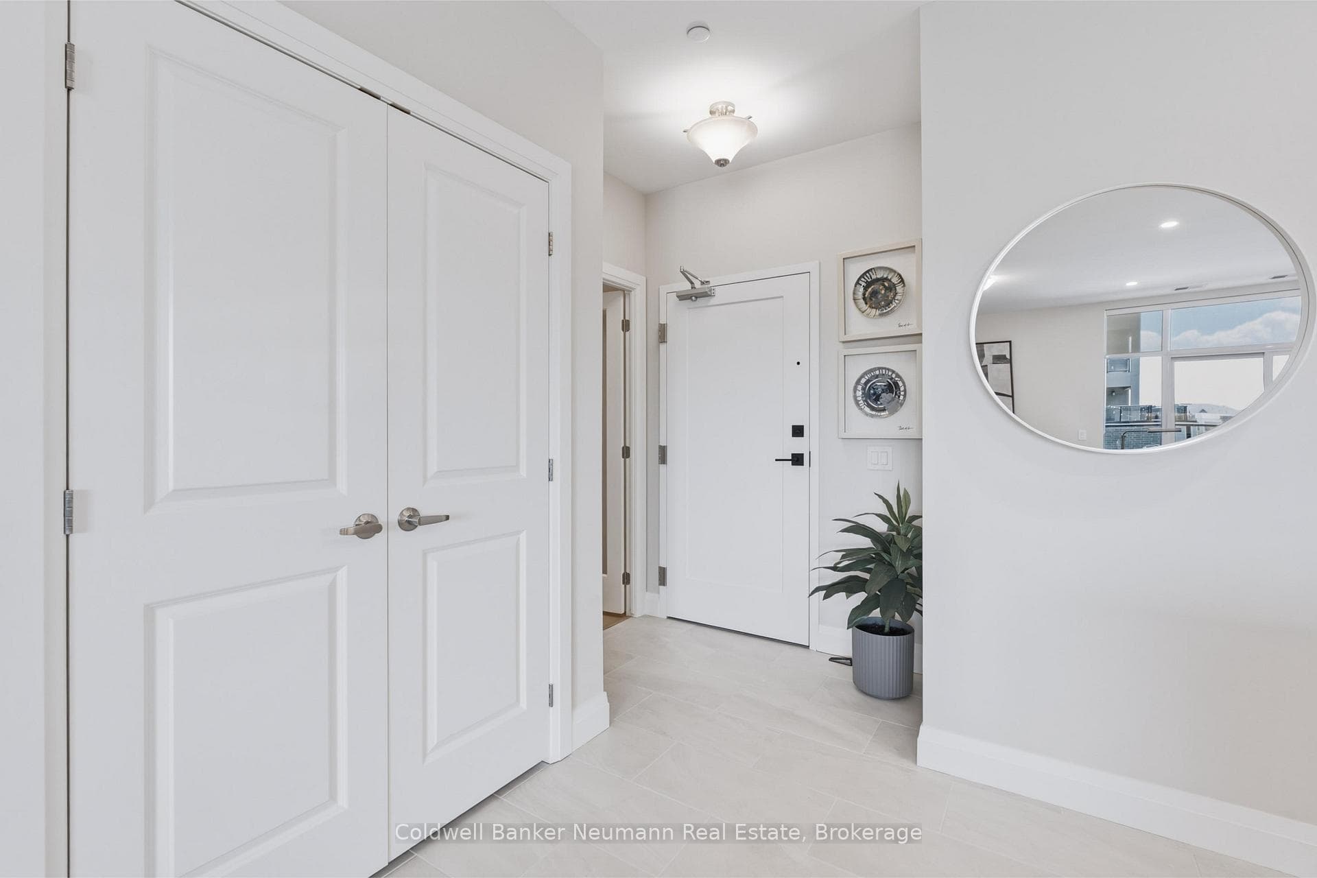 1882 Gordon Street Unit 405 photo 2