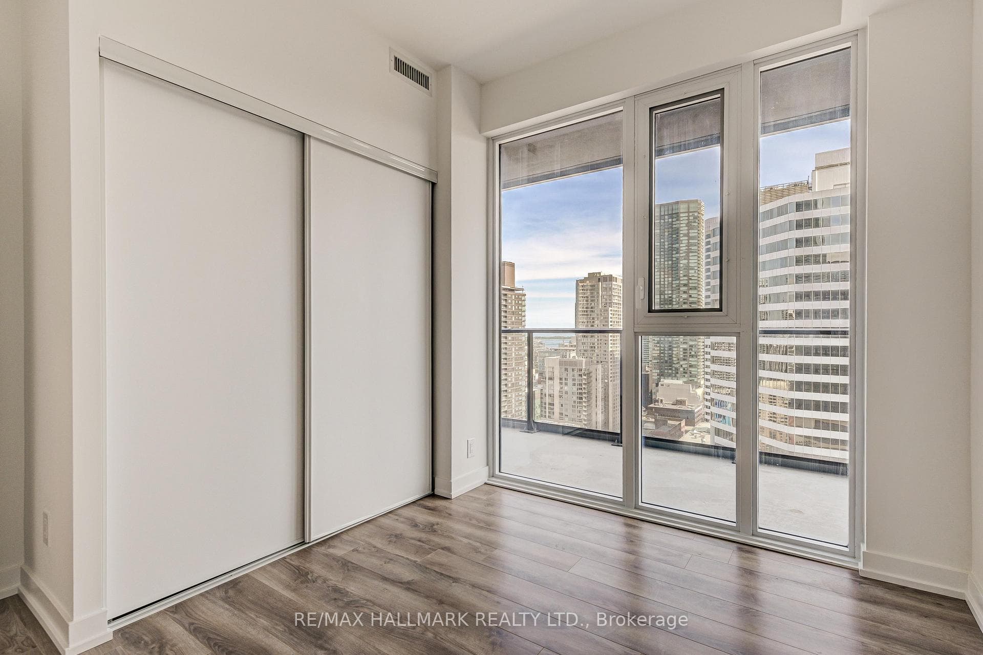 20 Edward Street Unit 2603 photo 12