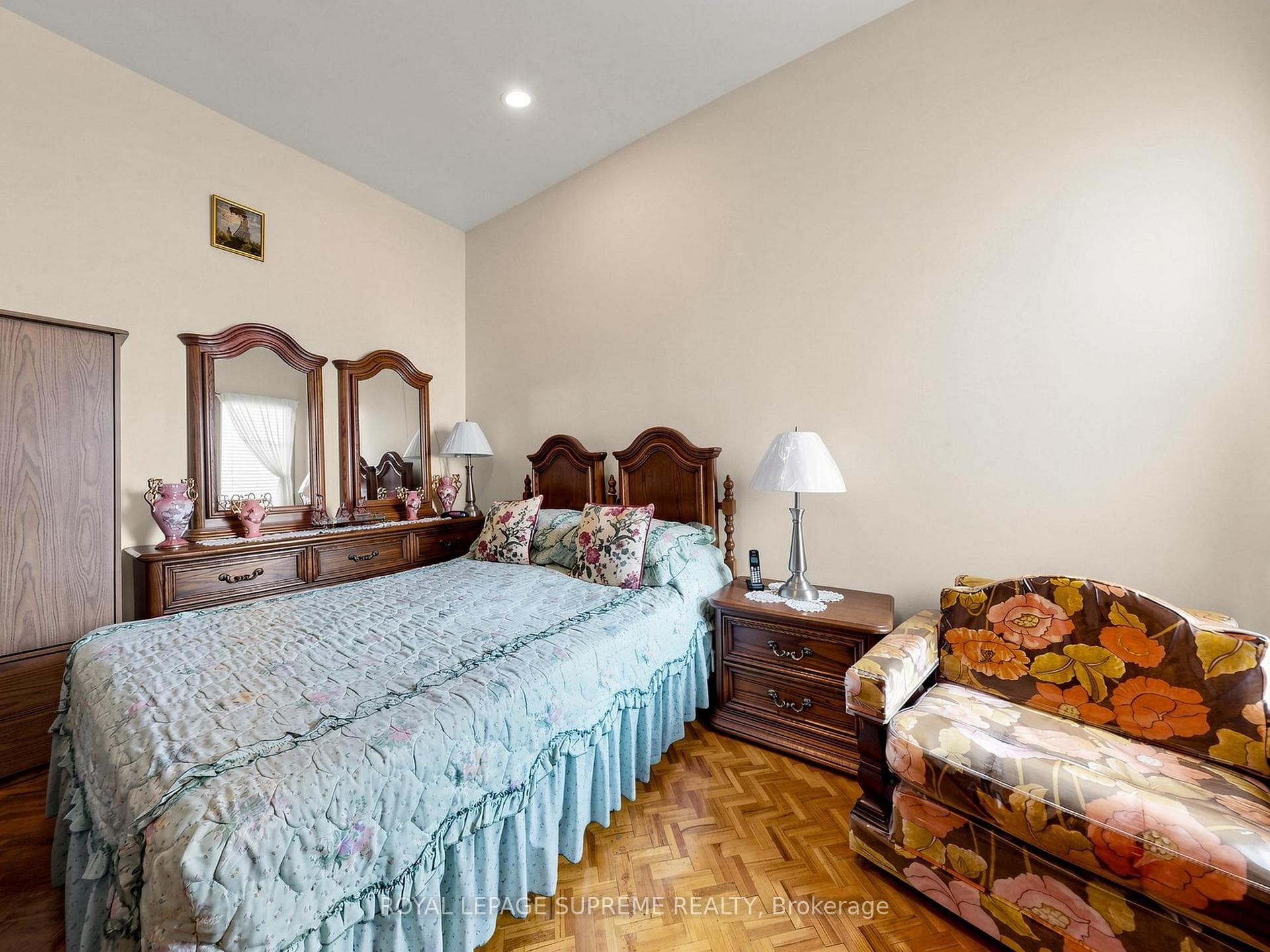 196 Palmerston Avenue photo 14