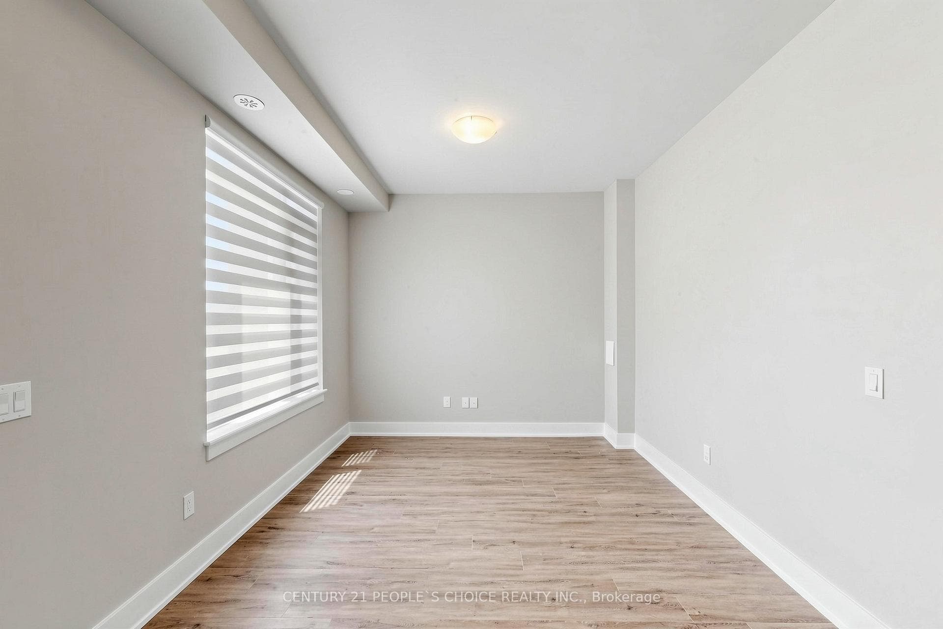 72 Windward Drive photo 5