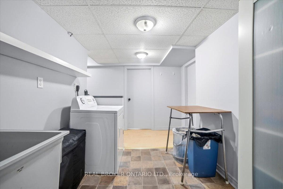 LOWER LEVEL LAUNDRY