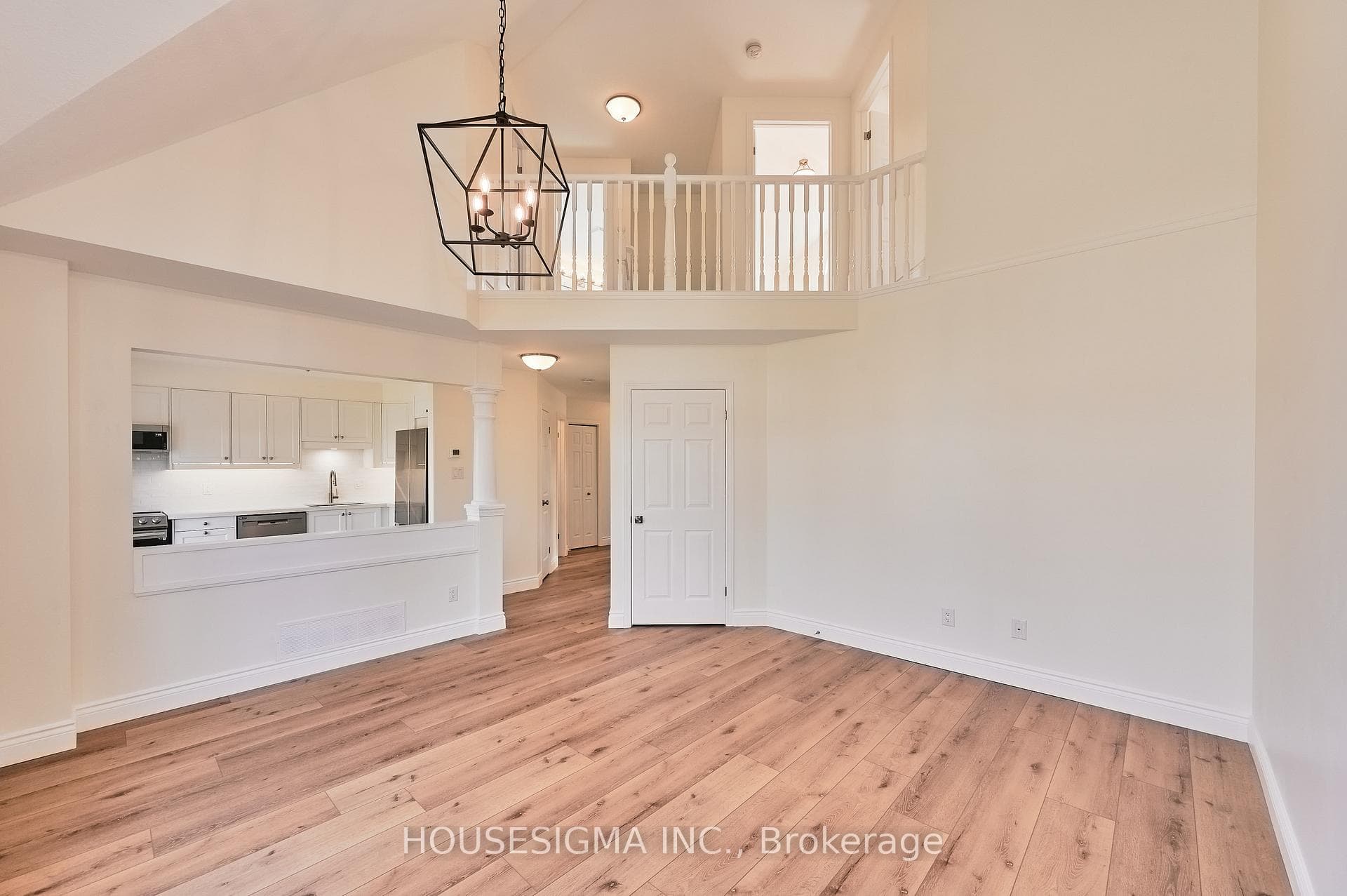 55 Marsh Crescent photo 9