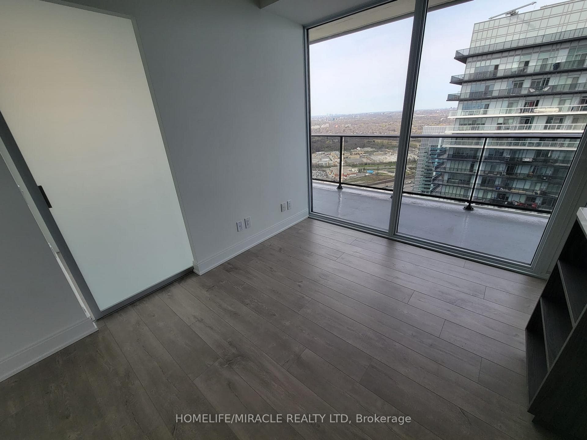 70 Annie Craig Drive Unit 4902 photo 5