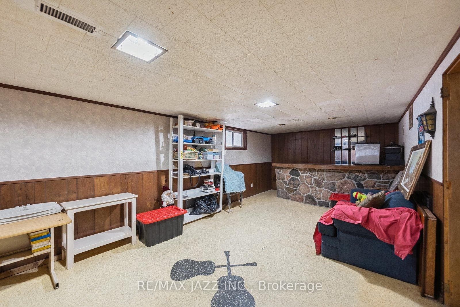 19020 Simcoe Street photo 14