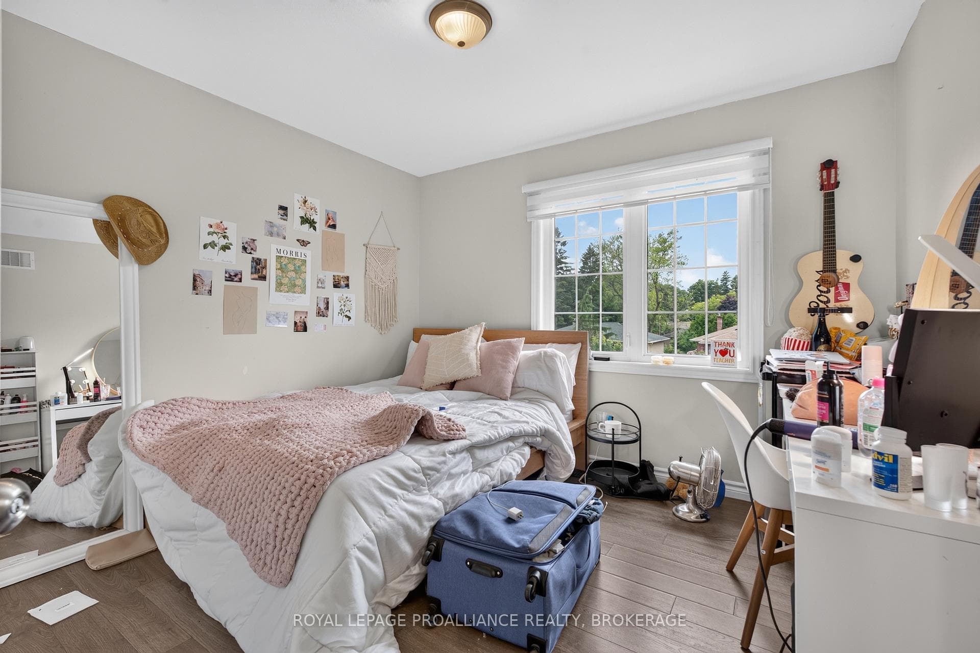 251 Yonge Street photo 18