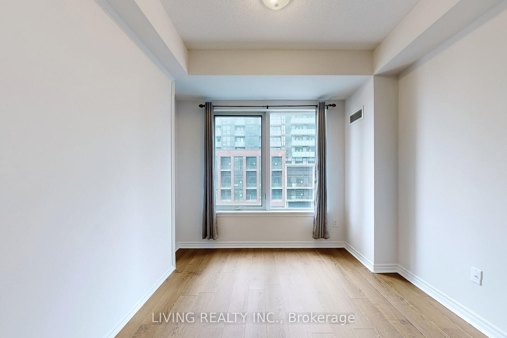 385 Prince of Wales Drive Unit 617 photo 17