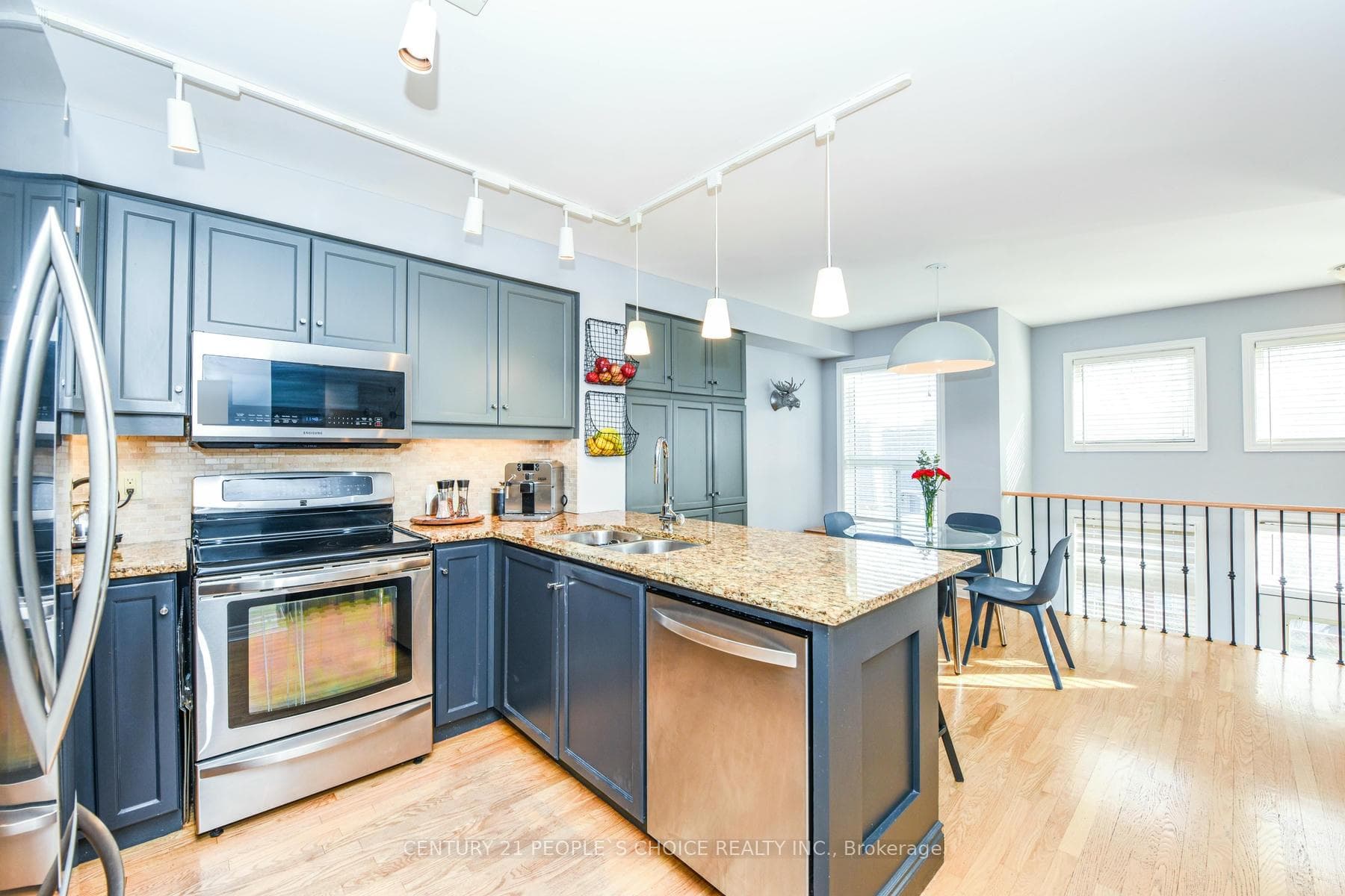 2343 Bankside Drive photo 8