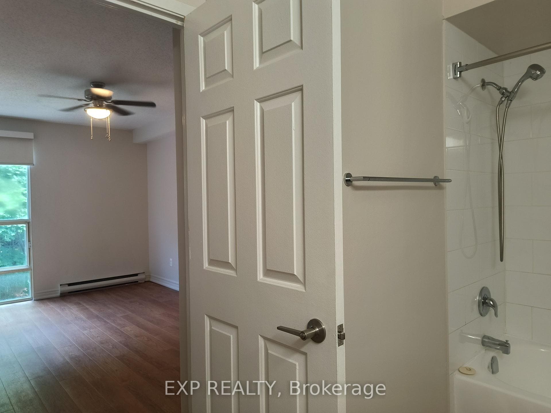 1310 Richmond Road Unit 004 photo 16