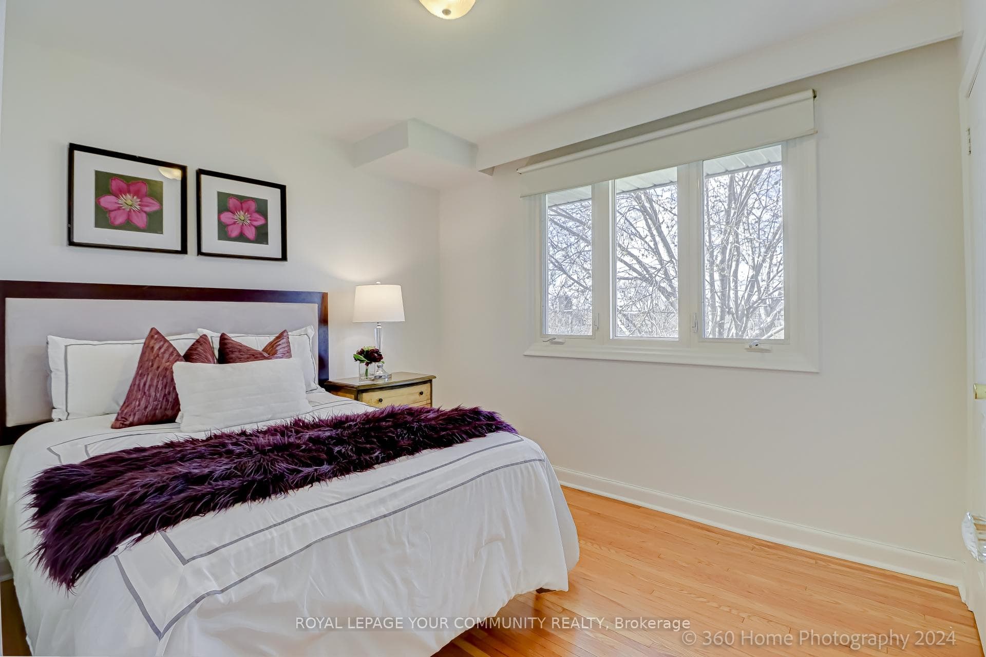 2nd bedroom