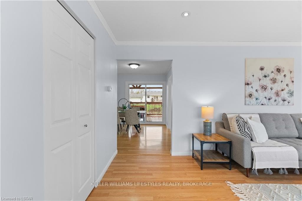 56 MACDONALD Street photo 10