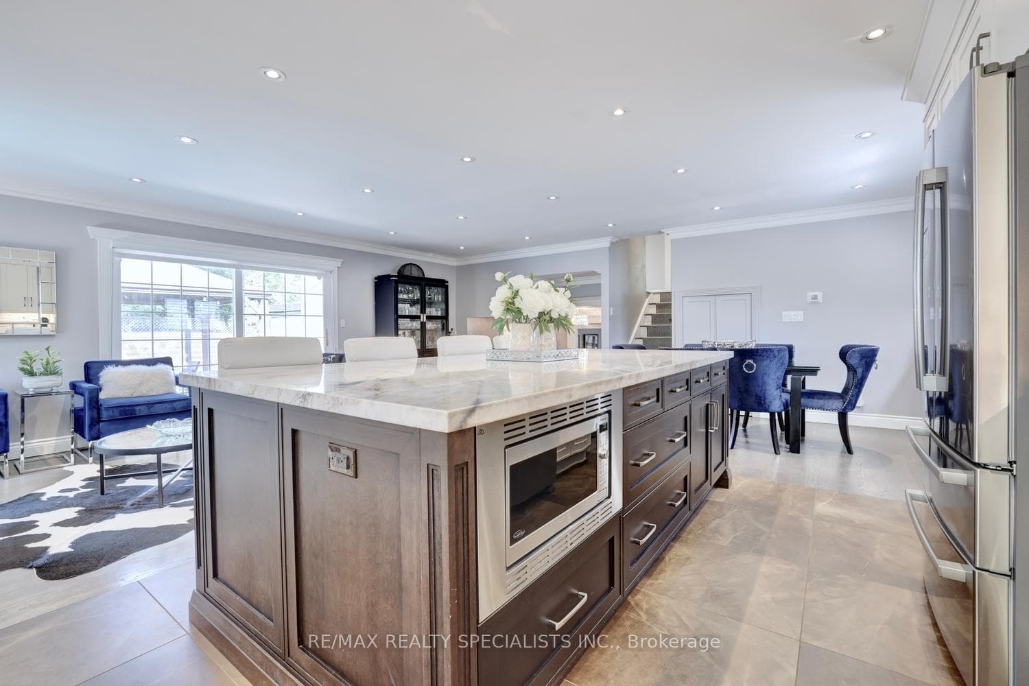 34 Kenninghall Boulevard photo 12