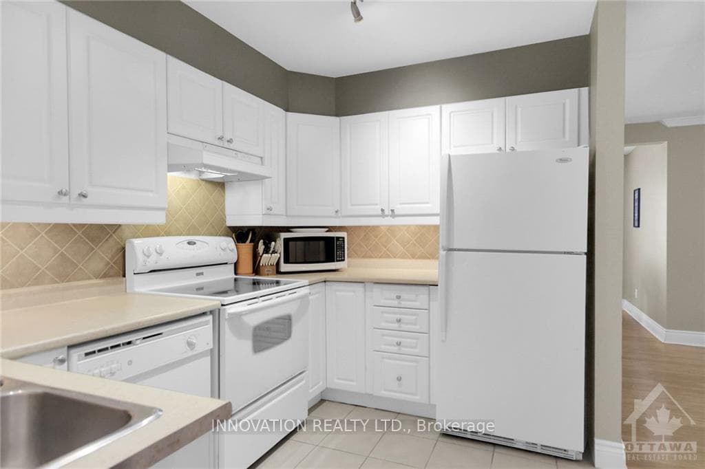 1 STONEBANK Crescent Unit 5 photo 16