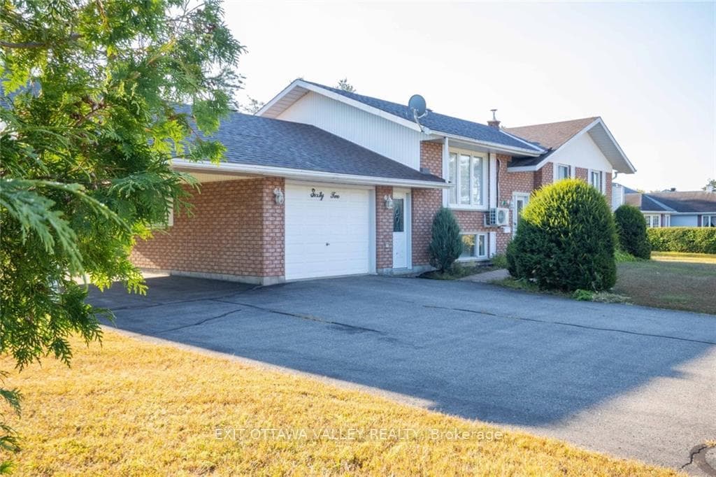 62 SANDHILL Drive photo 29