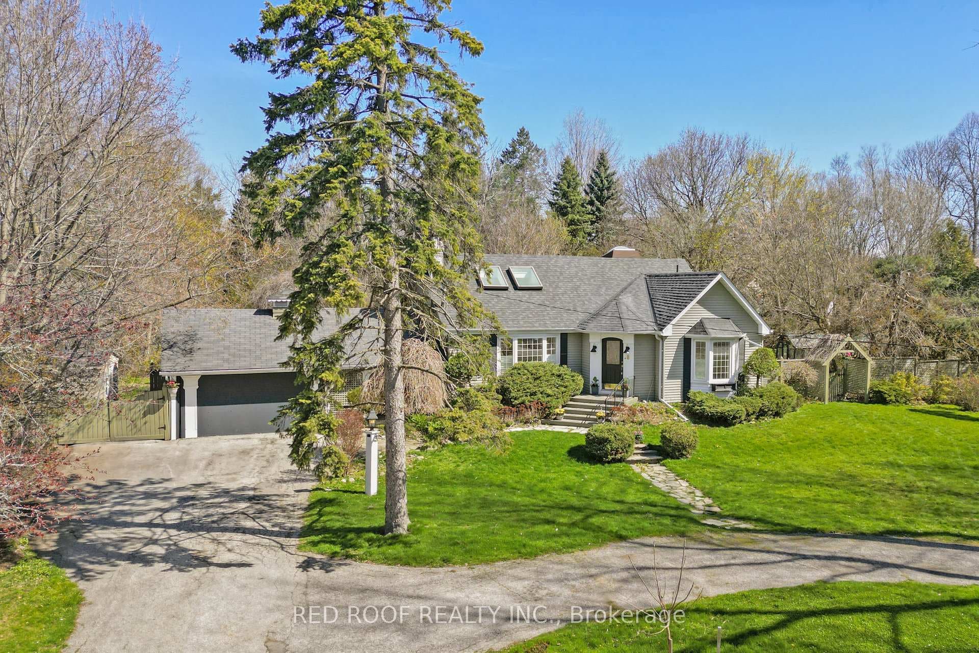 8 Pine Ridge Drive photo 30