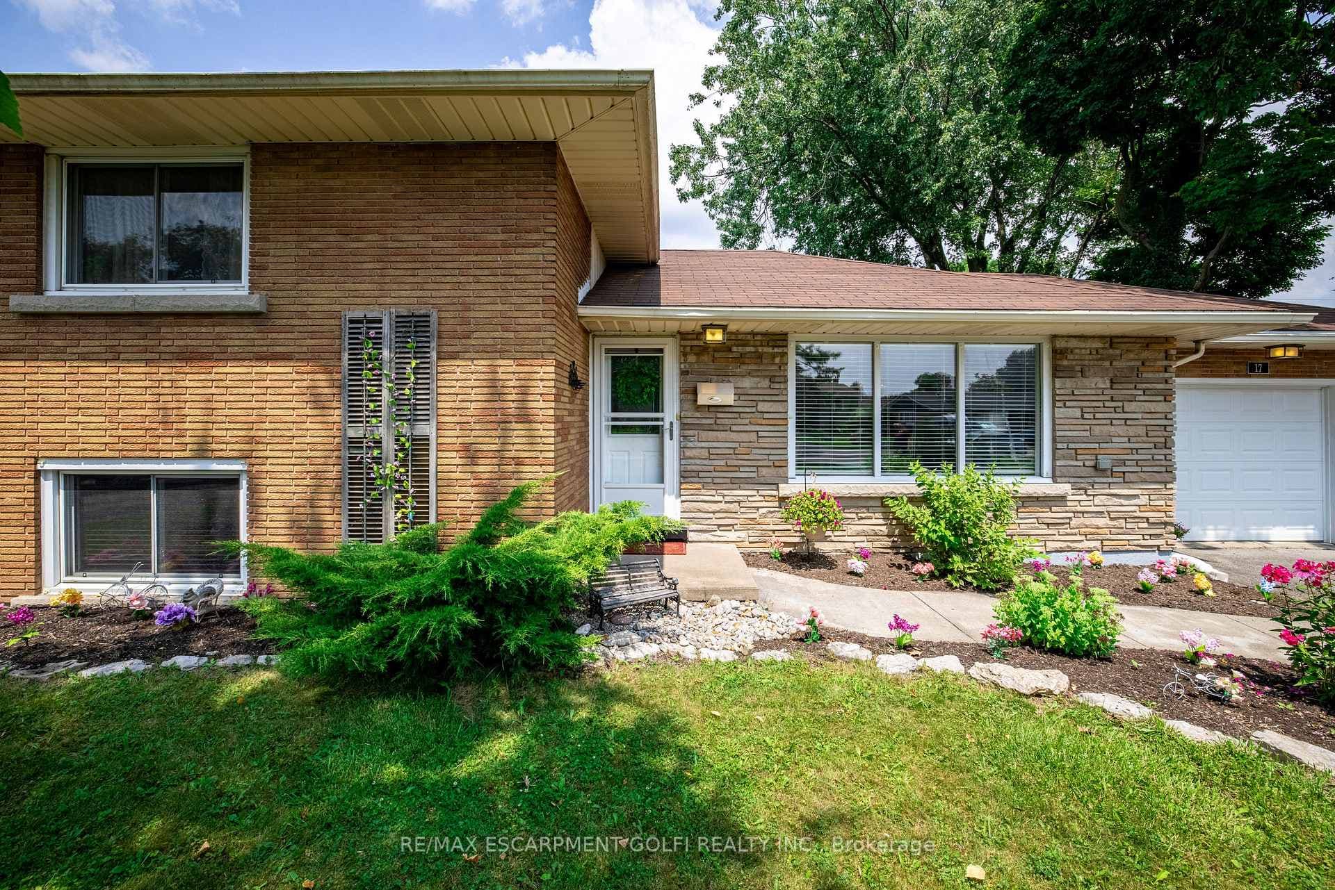 17 Caithness Drive photo 3