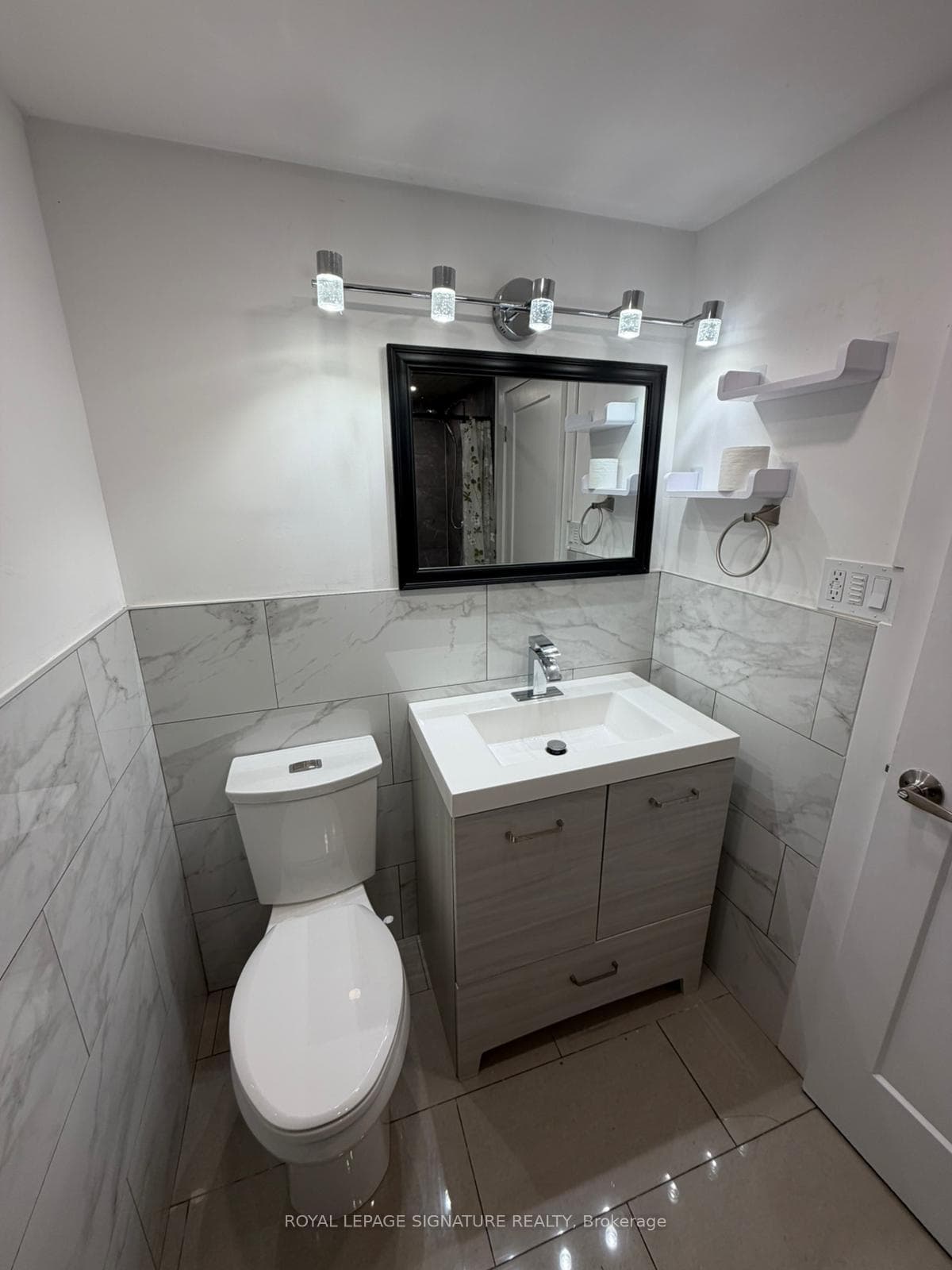 9 Fieldway Drive photo 4