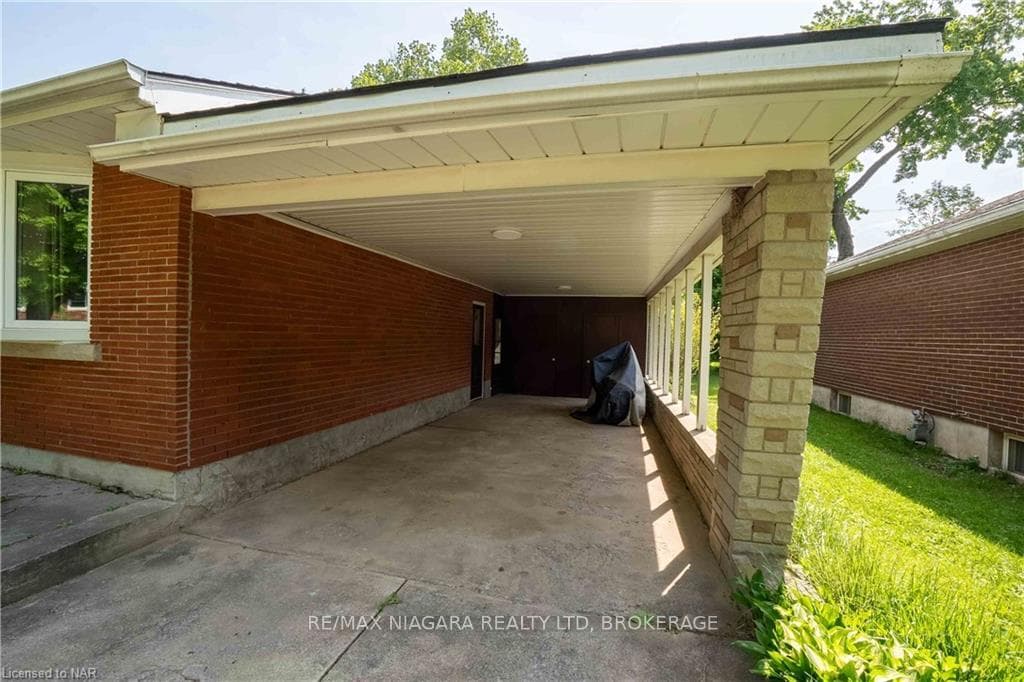 Carport