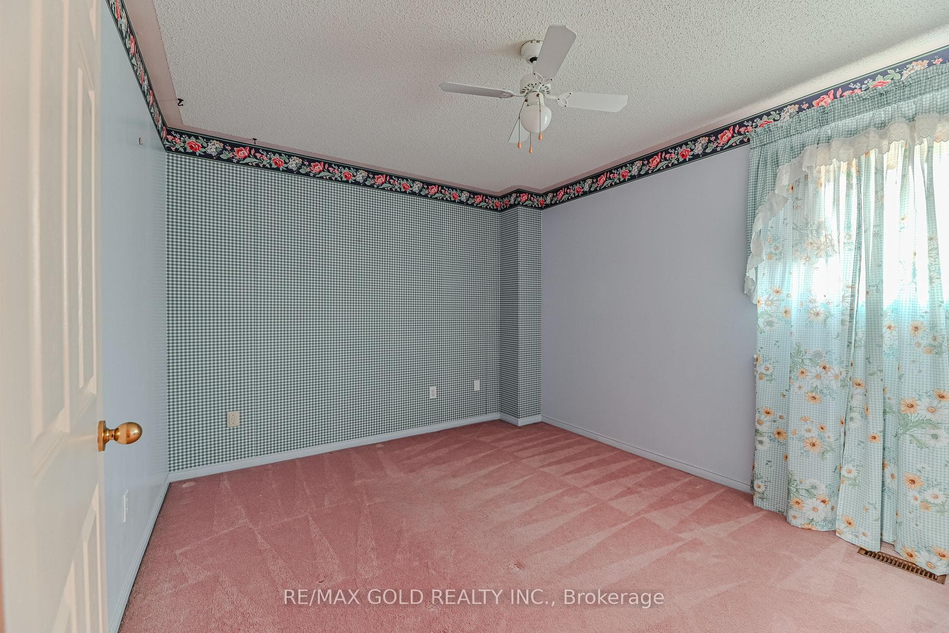 27 Bighorn Crescent photo 29