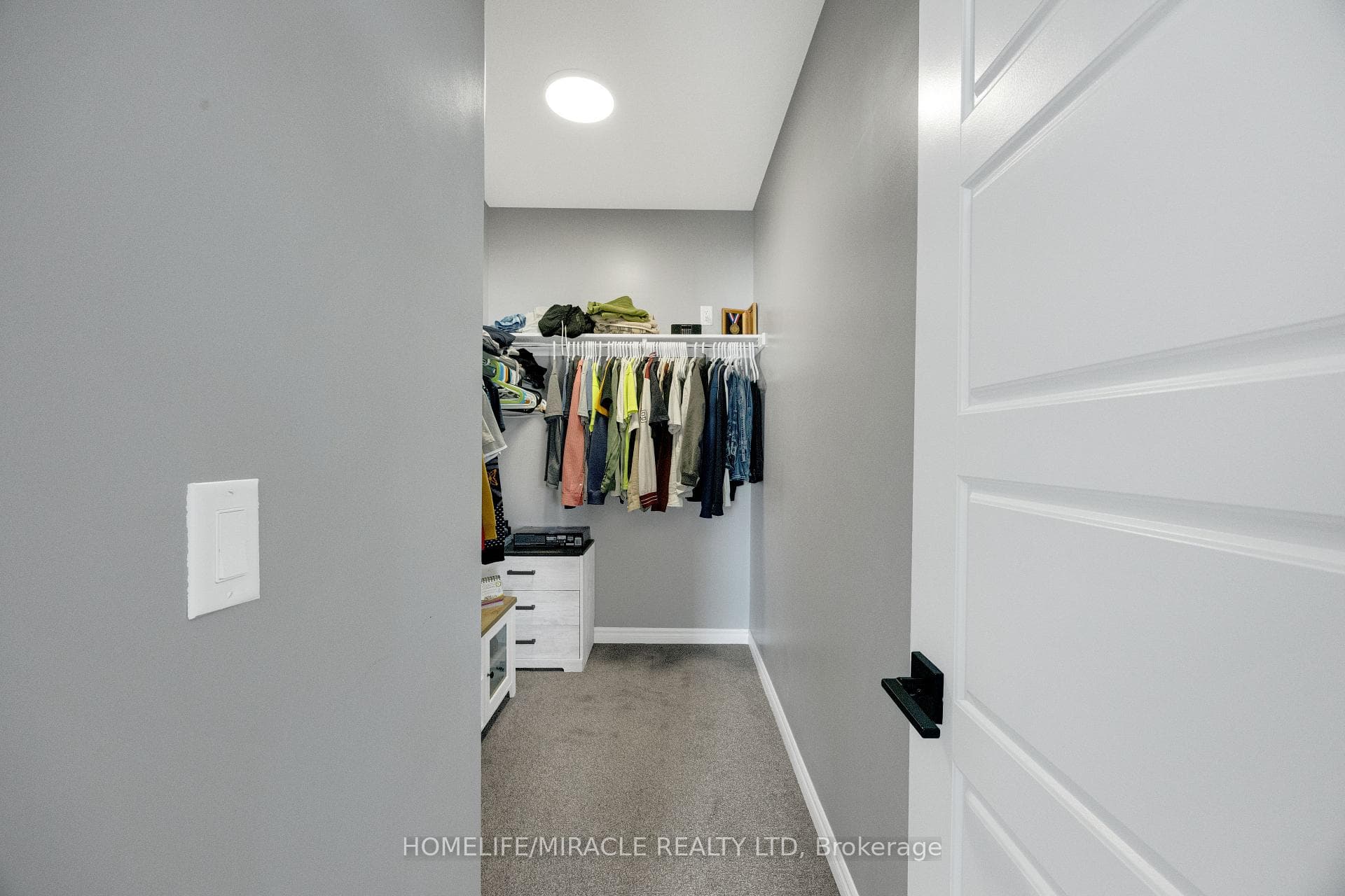 78 Matheson Crescent photo 29