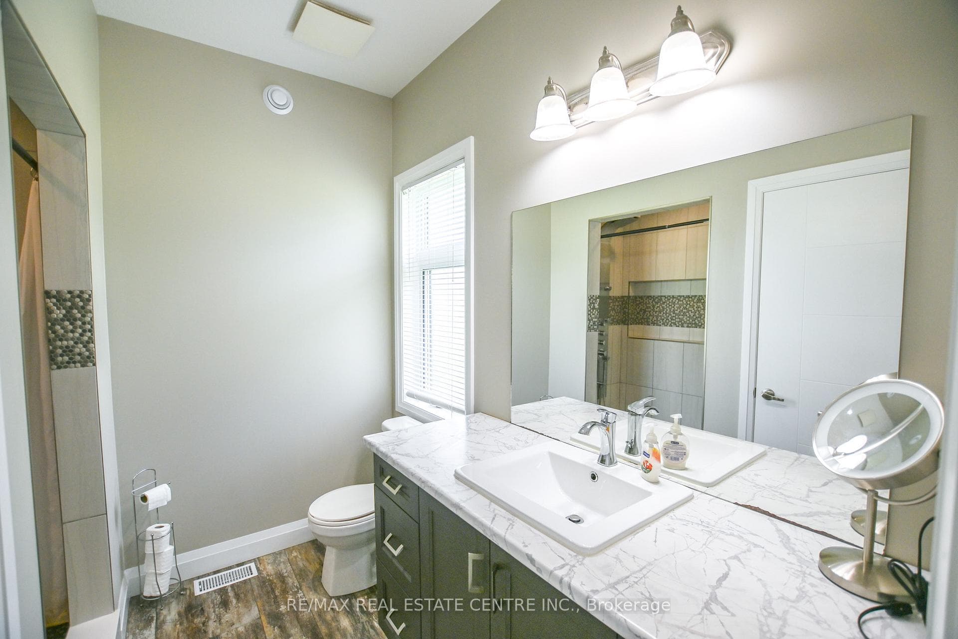 71 Mill Street photo 18
