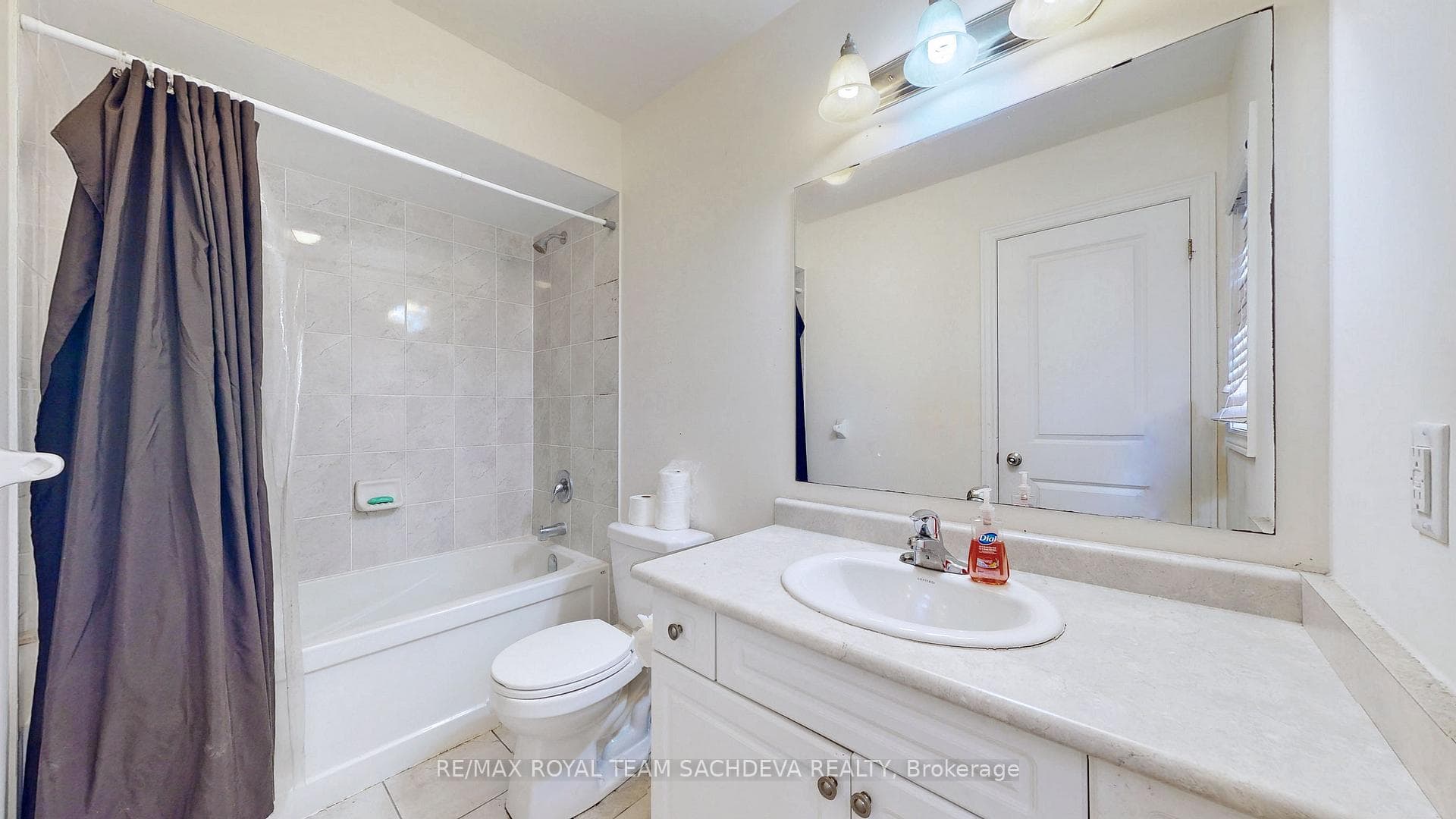 95 Fred Jackman Avenue photo 31