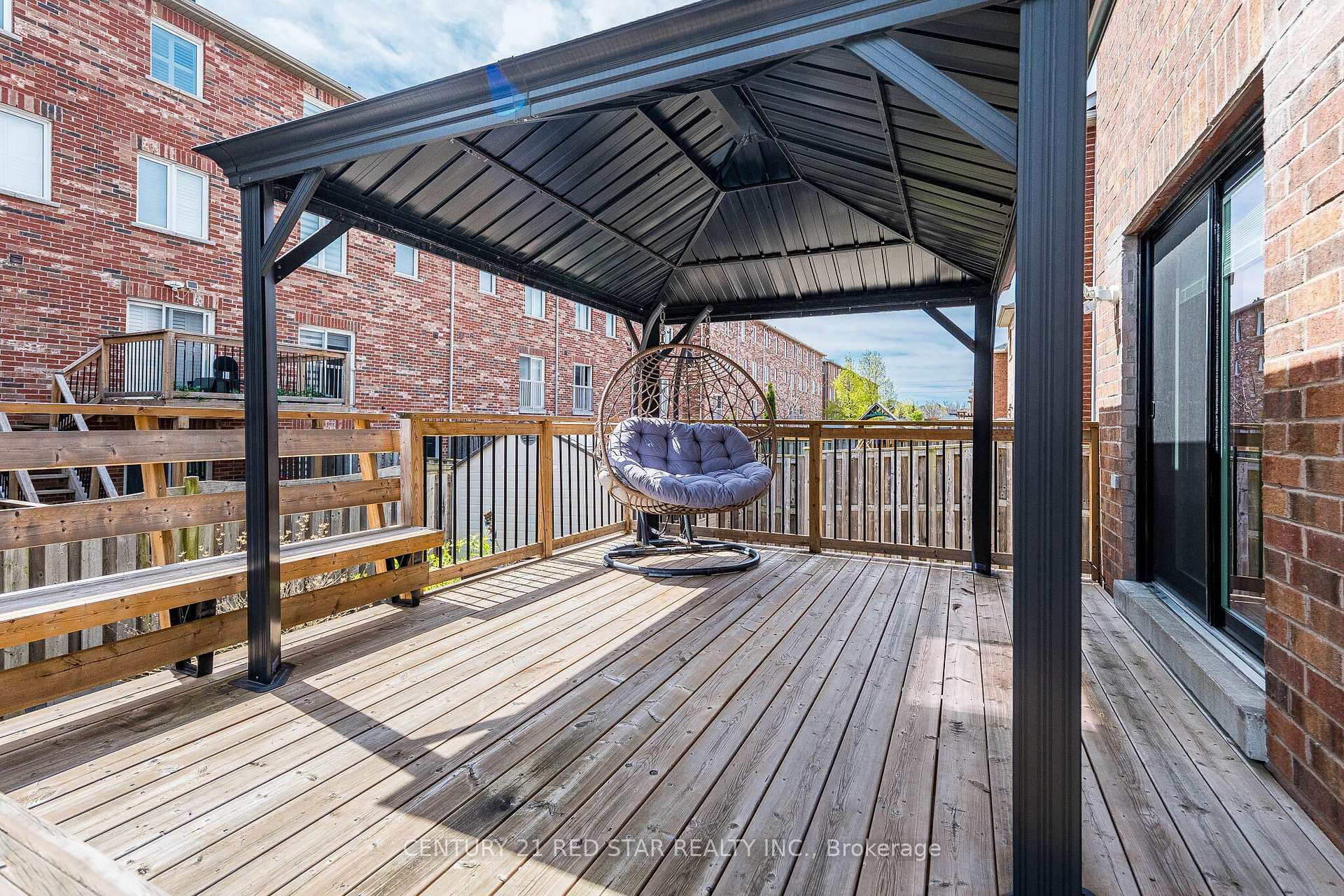 396 Derrydale Drive photo 40