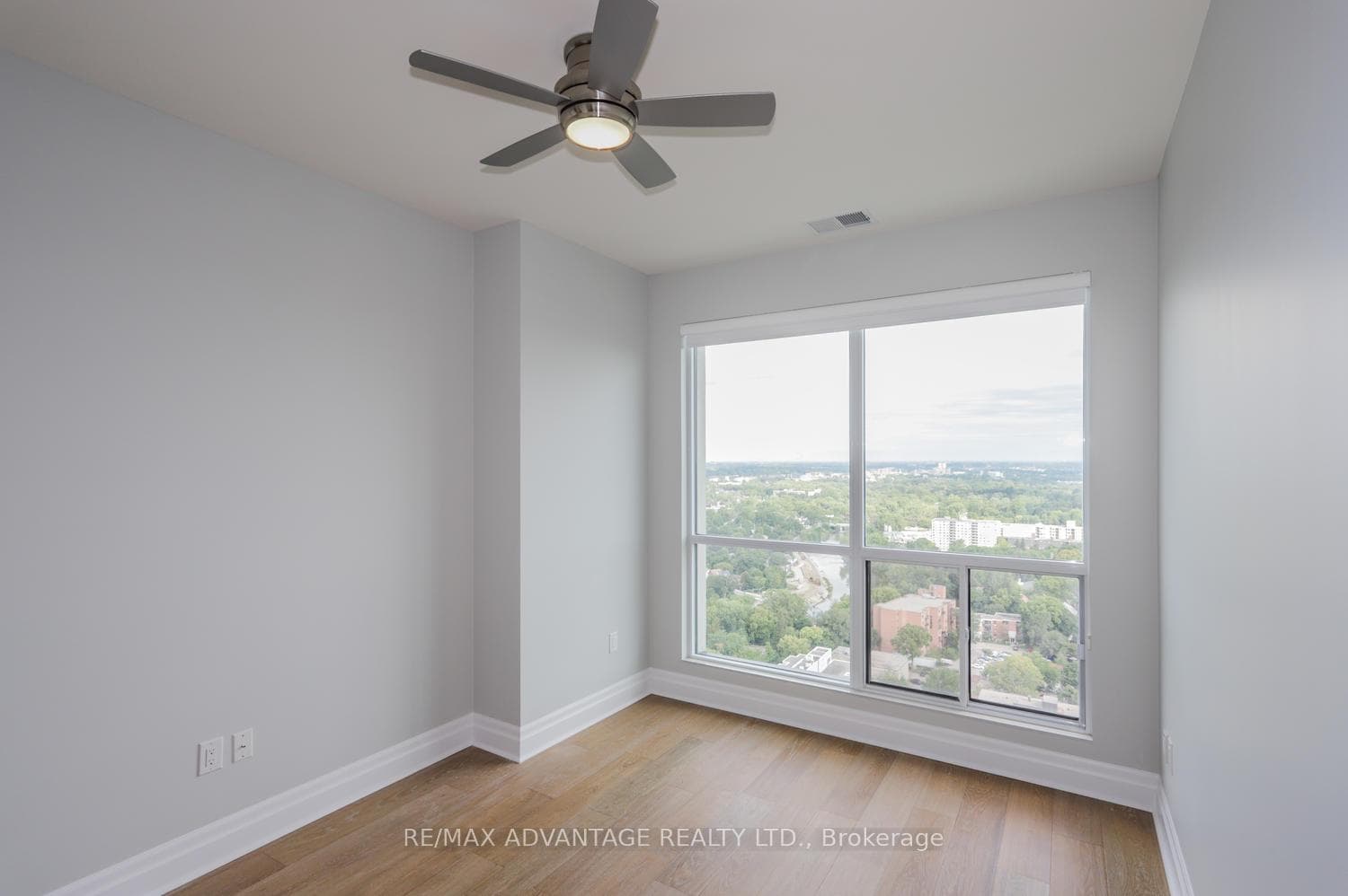 505 Talbot Street Unit 2701 photo 13