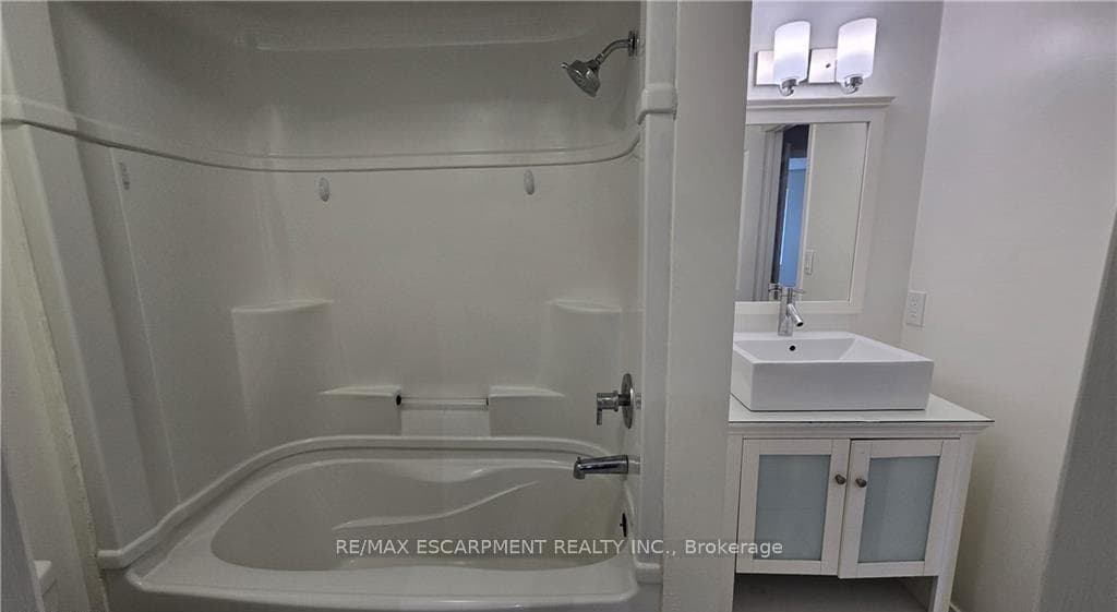 77 Linwell Road Unit 27 photo 29