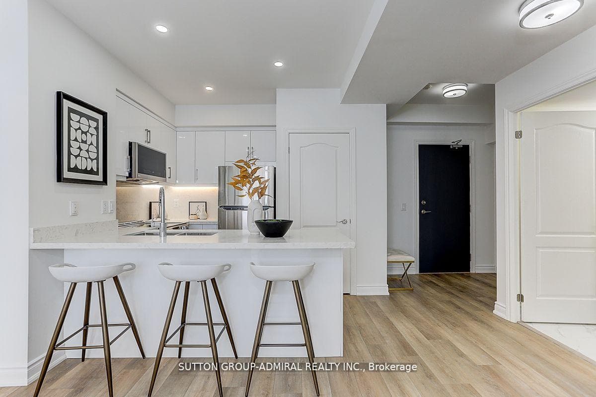 60 Disera Drive Unit 1409 photo 22