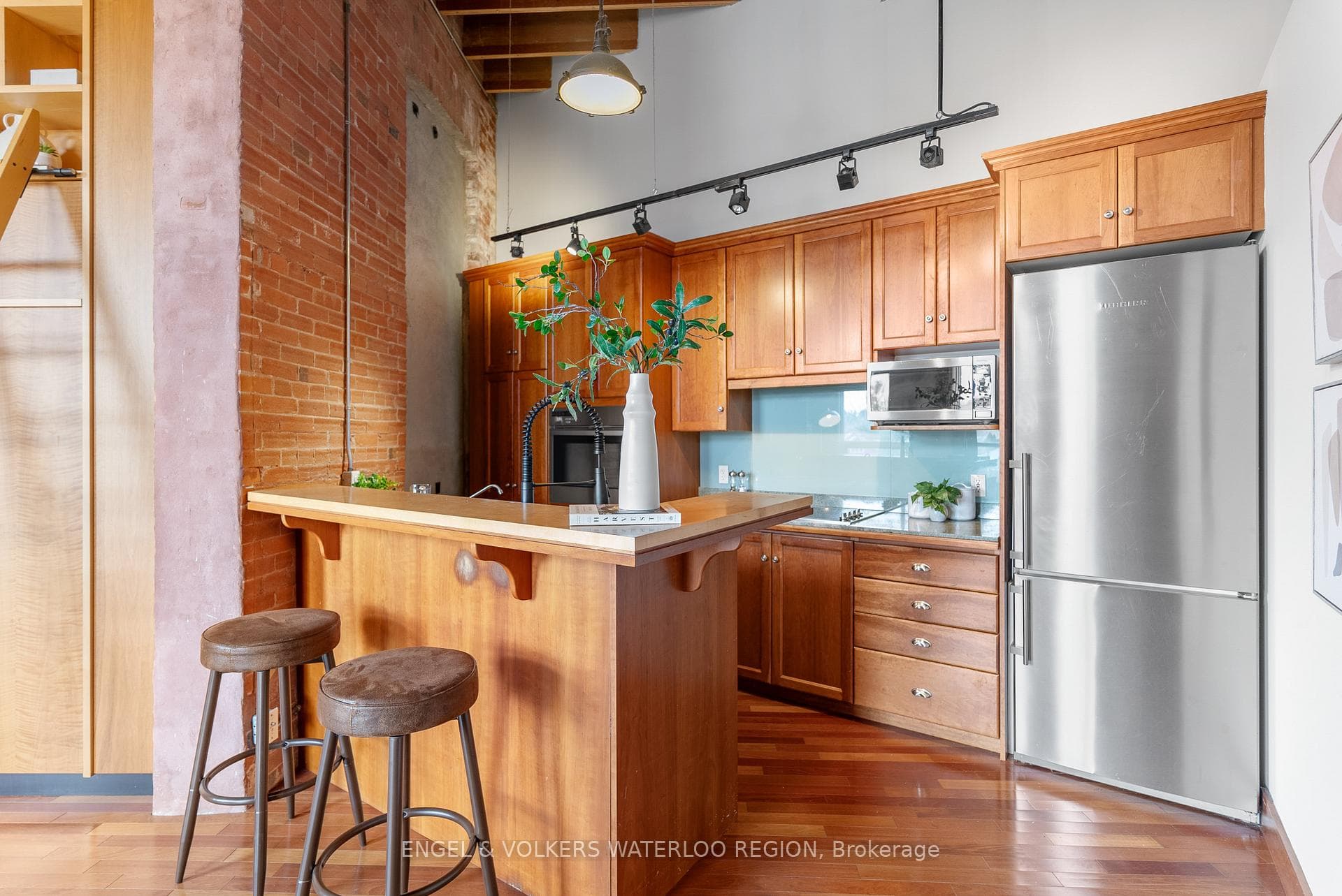 26 Ontario Street Unit 310 photo 16