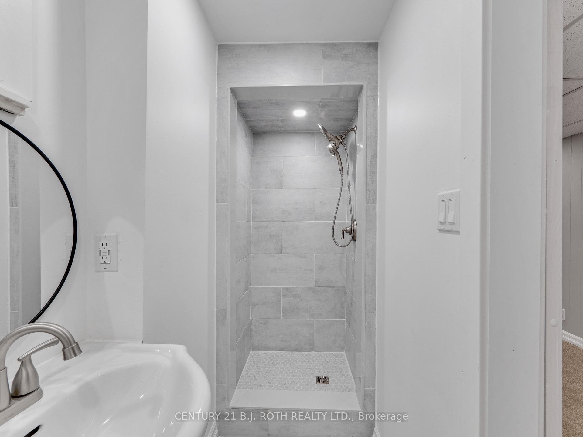 10 Bloorlea Crescent photo 37