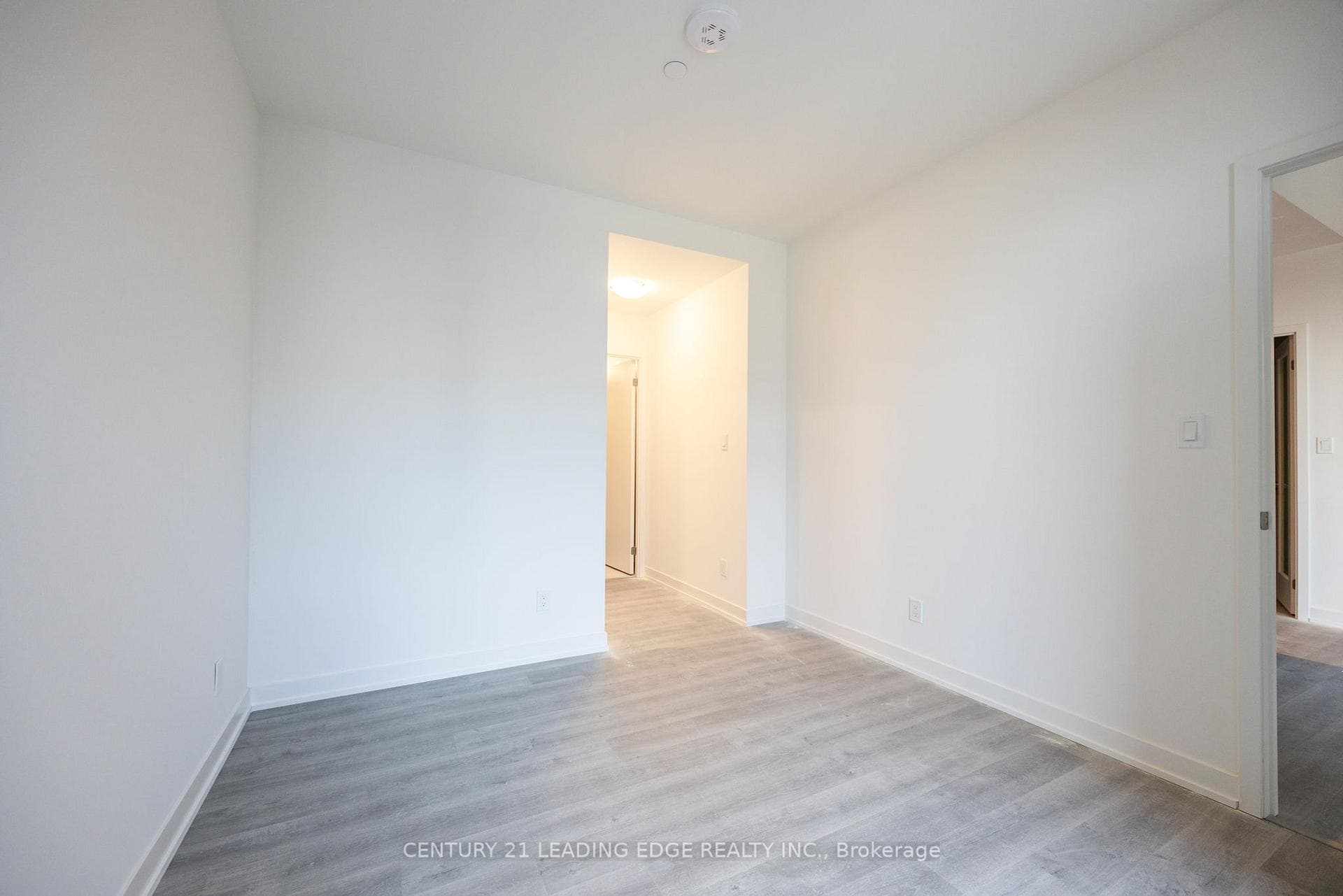 38 Simcoe Promenade Unit 922 photo 16