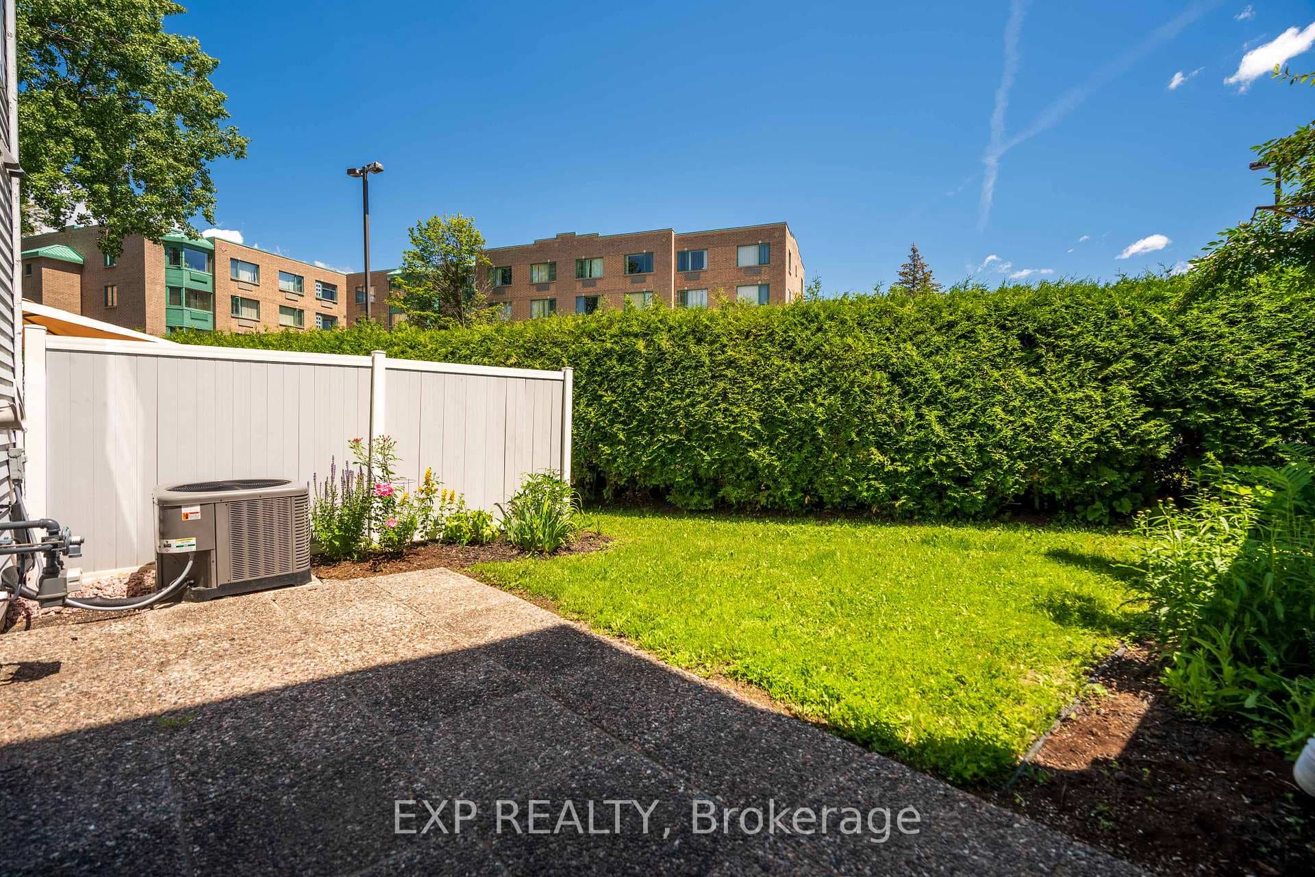 6 Forsyth Lane Unit 29 photo 9