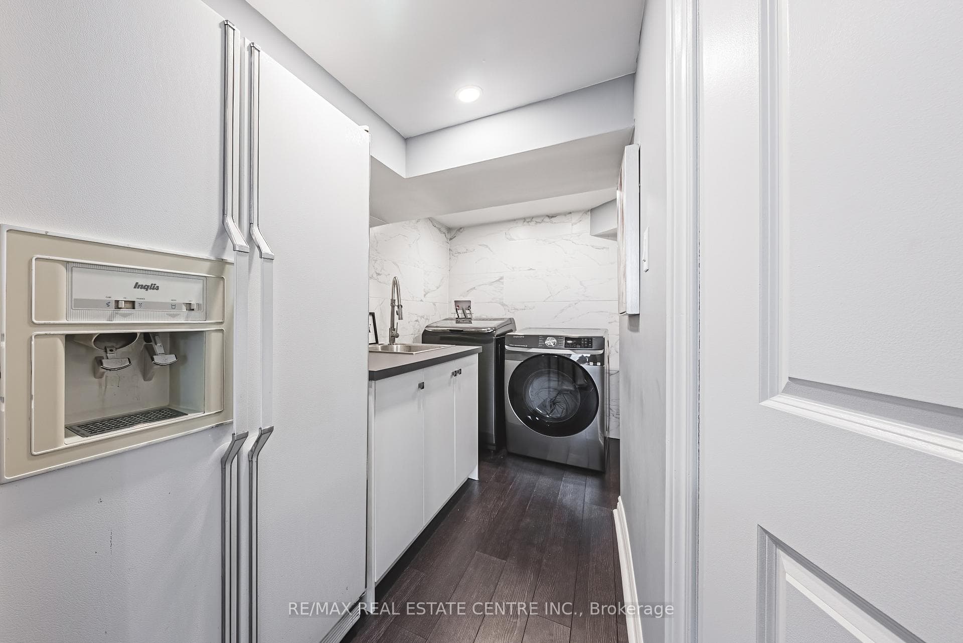 3025 Ballad Drive photo 33