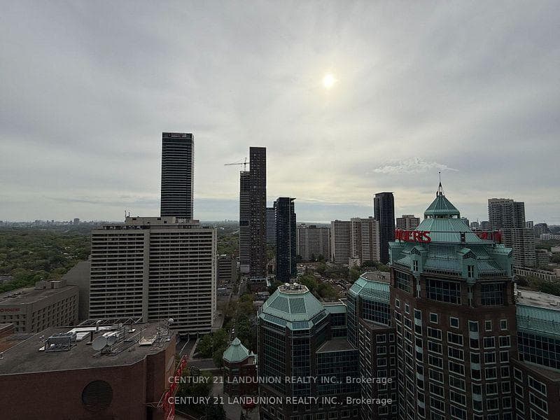 28 Ted Rogers Way Unit 2902 photo 24