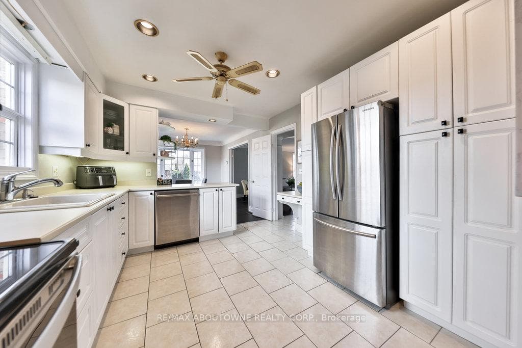 4511 Tremineer Avenue photo 10