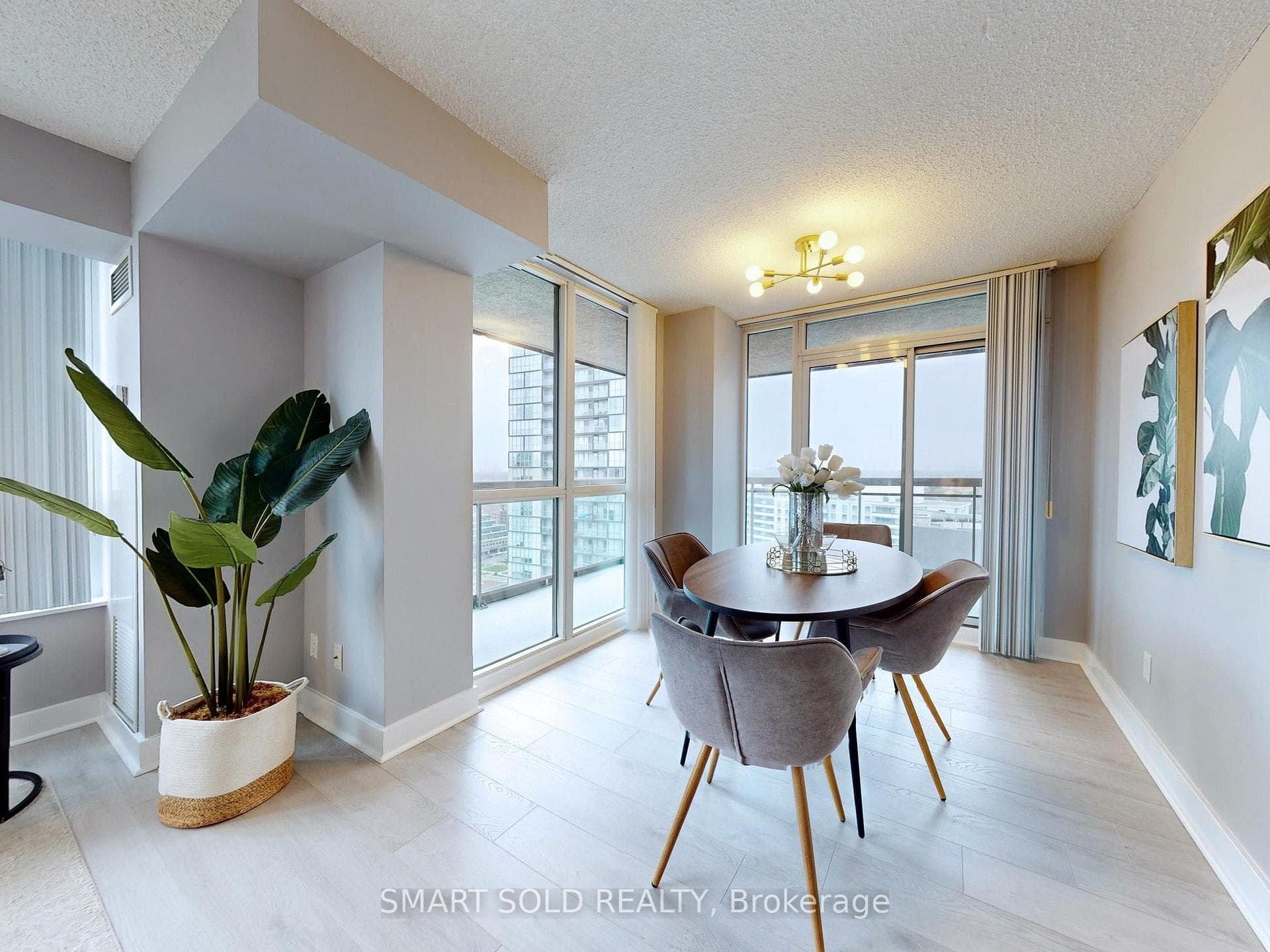 18 Parkview Avenue Unit 2510 photo 15