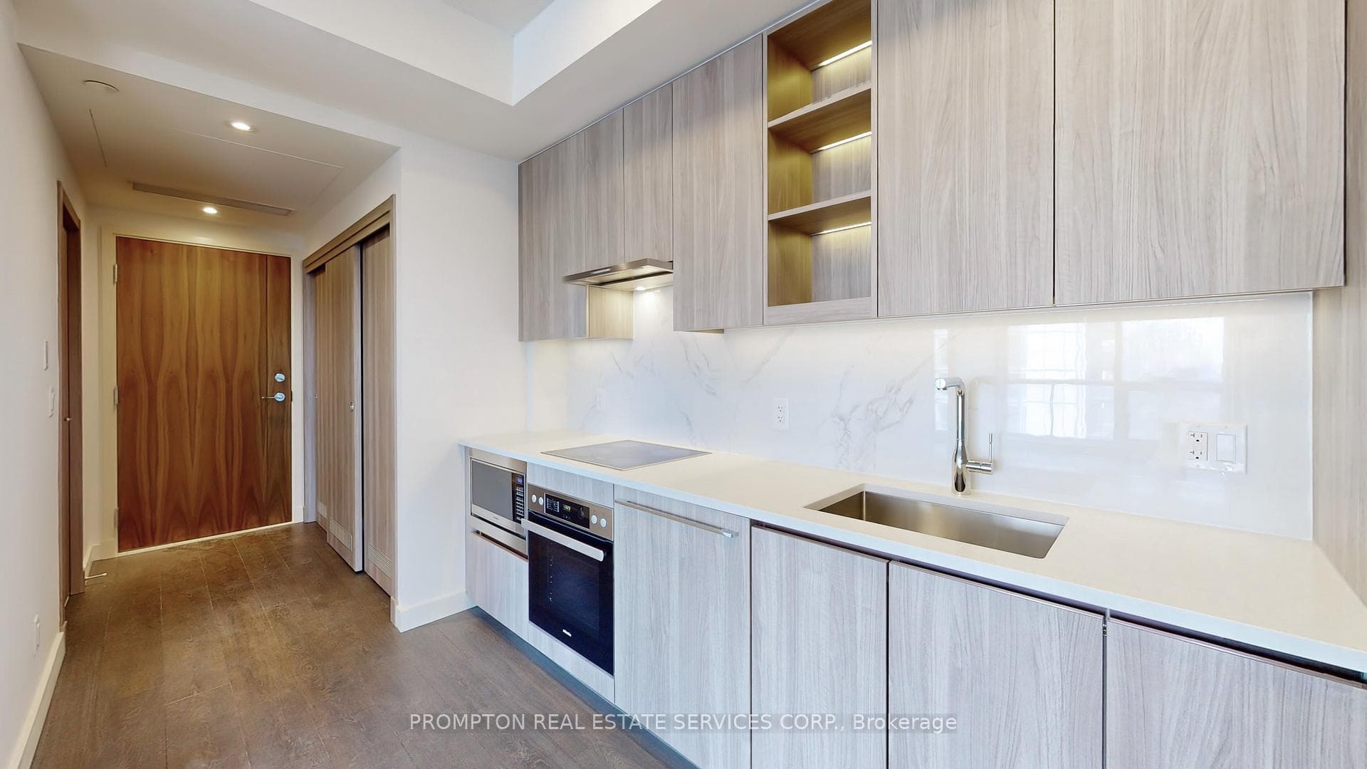 27 Mcmahon Drive Unit 1506 photo 11