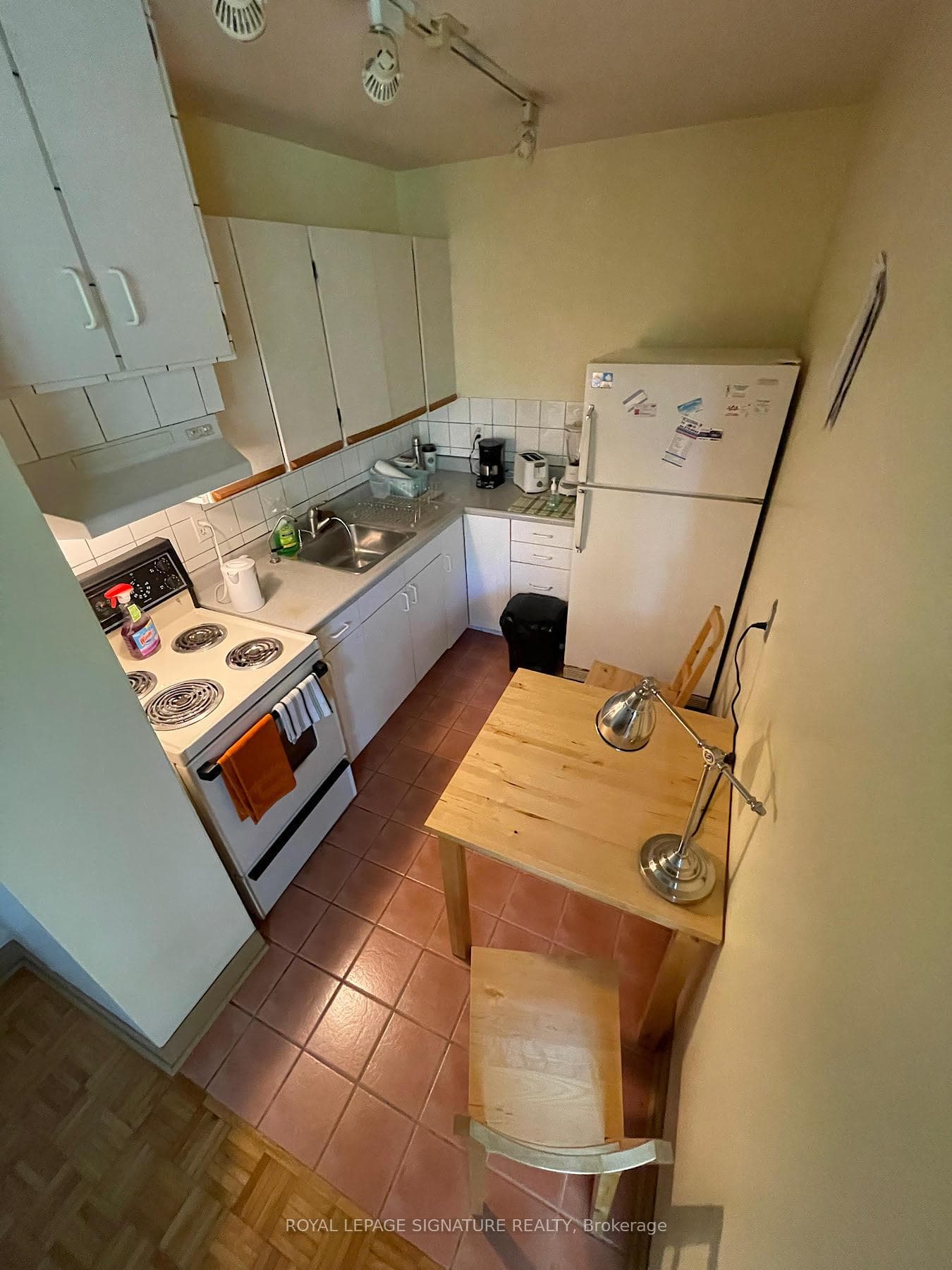 3145 Queen Frederica Drive Unit 303 photo 22