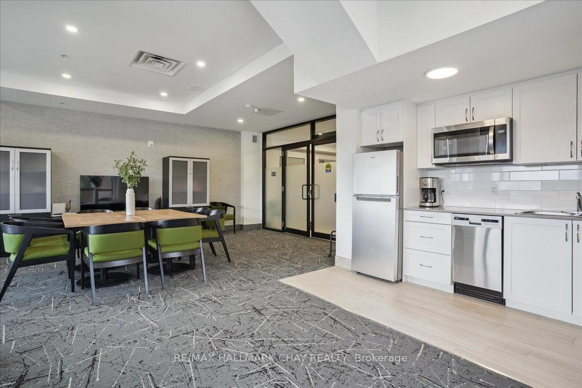 30 Hanmer Street Unit 209 photo 7