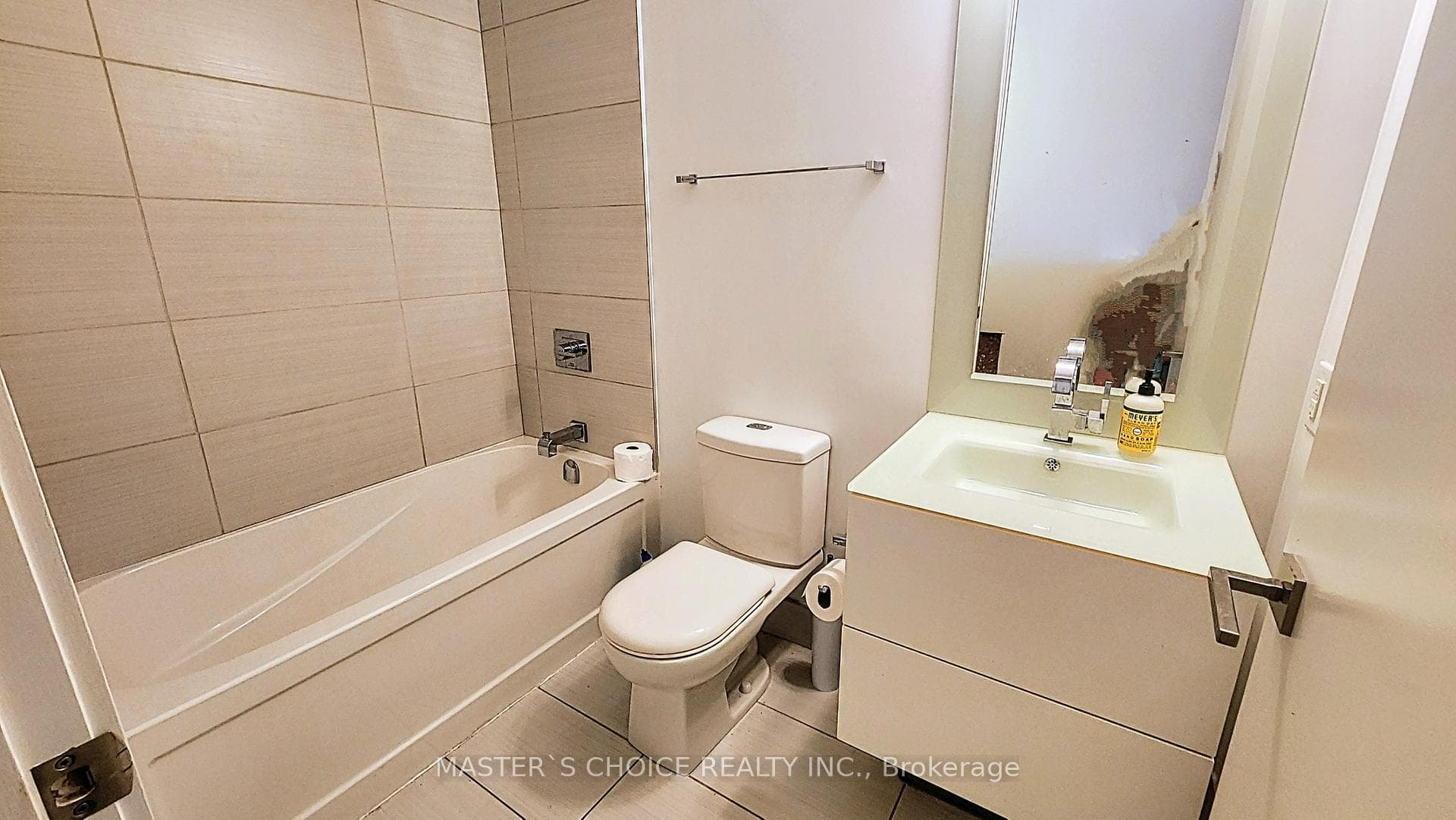 111 St Clair Avenue Unit 409 photo 20