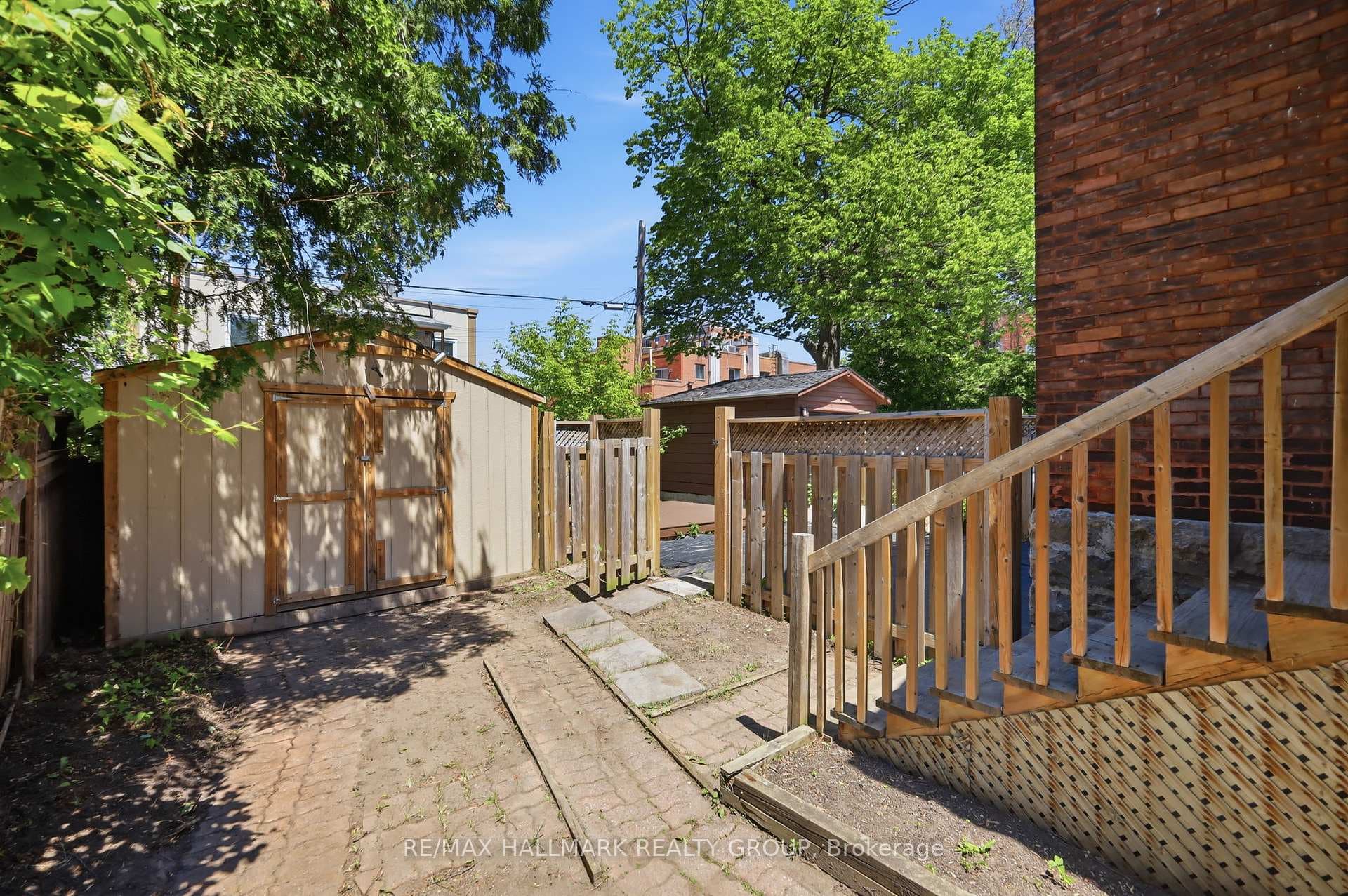 419 BESSERER Street photo 39