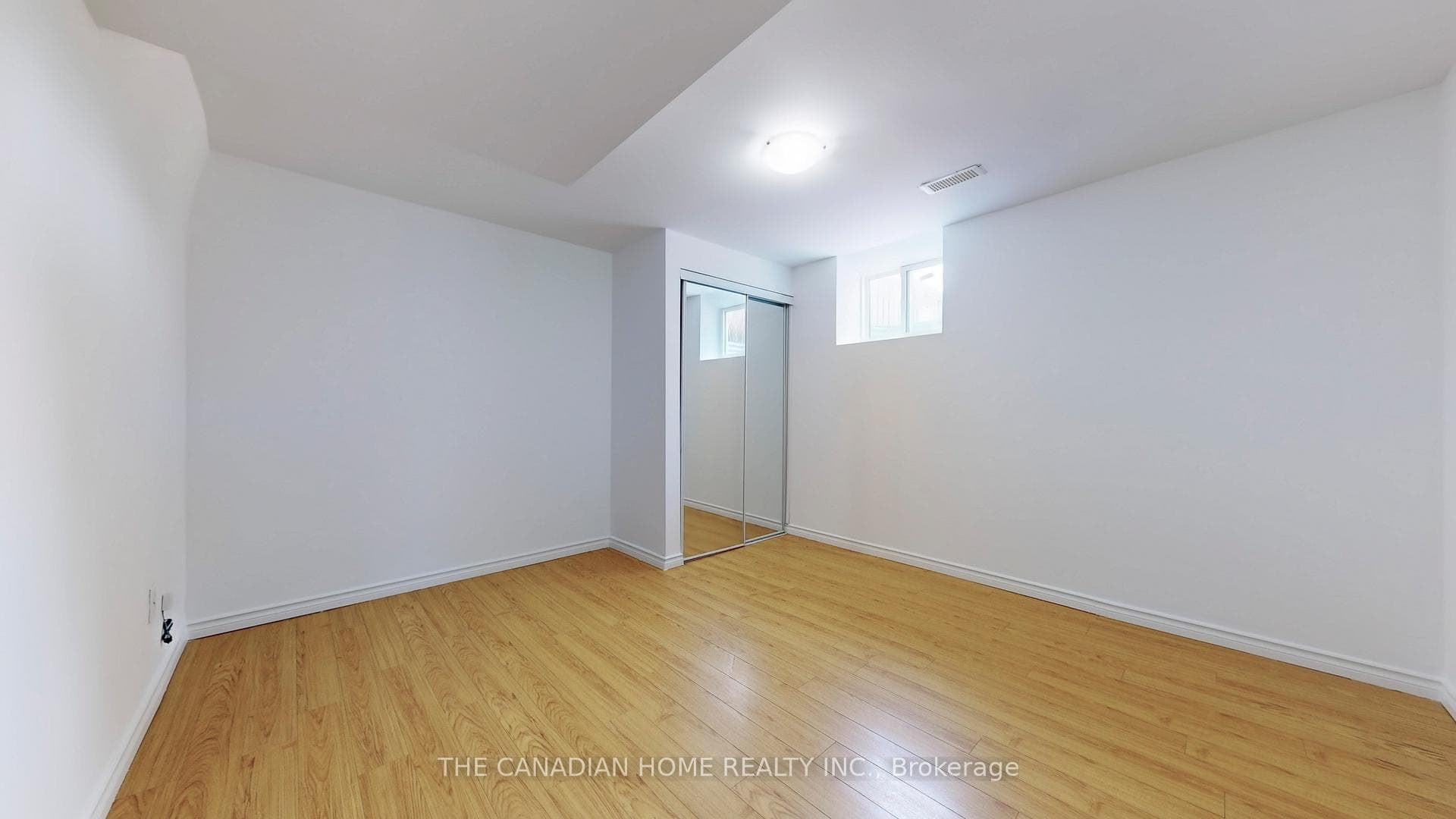 160 Fairwood Circle photo 34