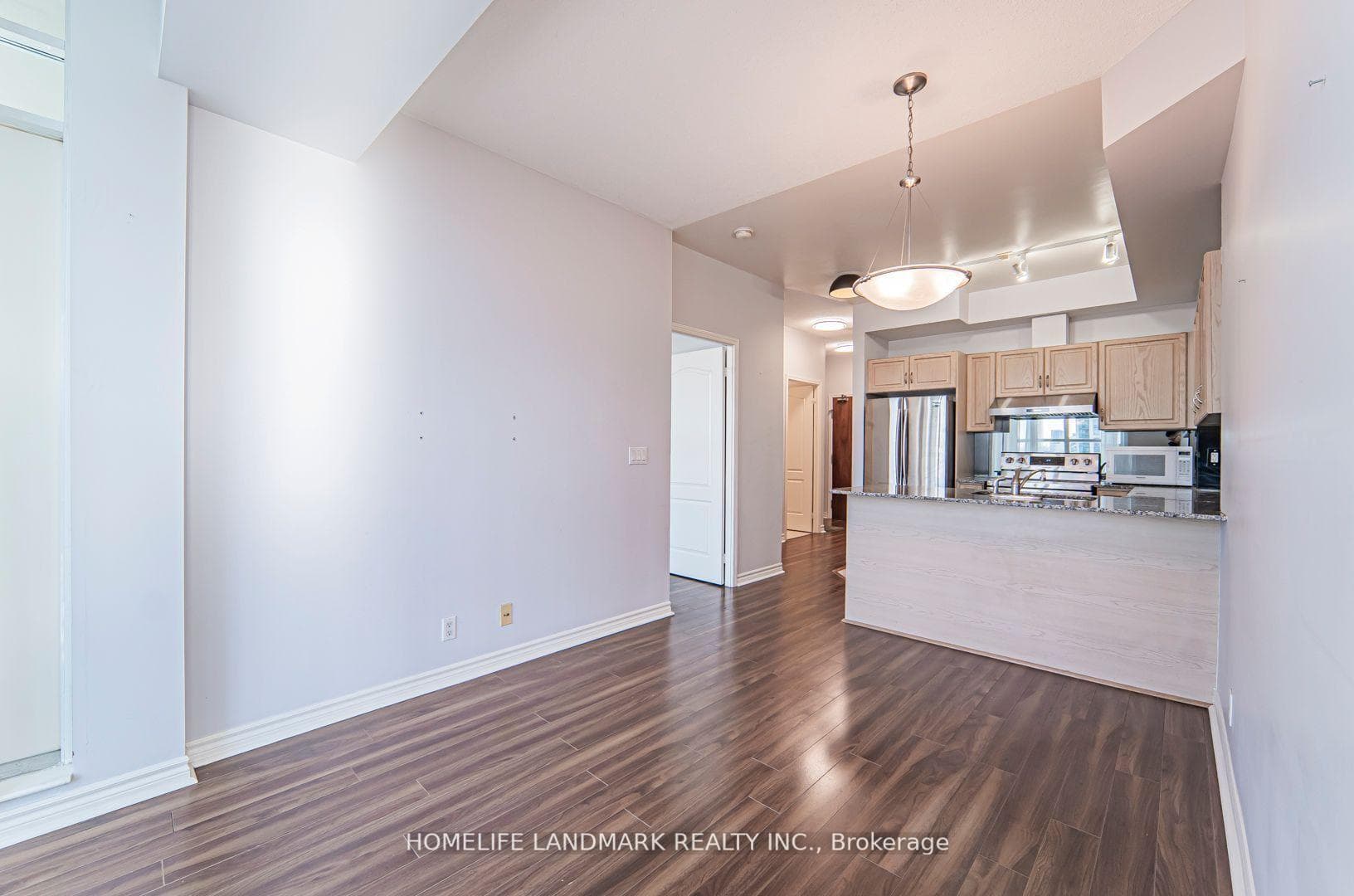 33 Elm Drive Unit 2506 photo 10