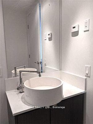 60 Colborne Street Unit 1408 photo 8