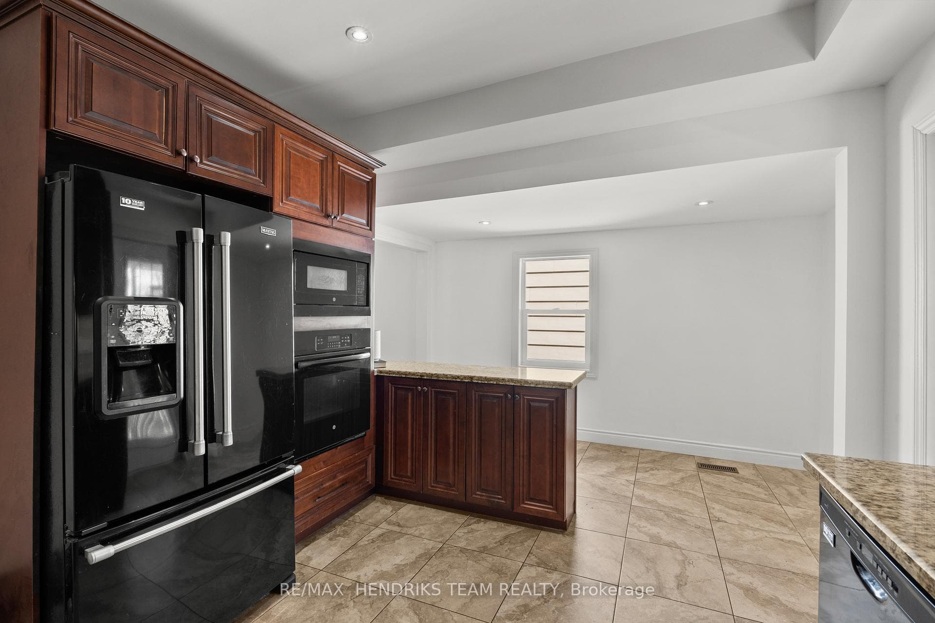 192 Wood Street photo 20