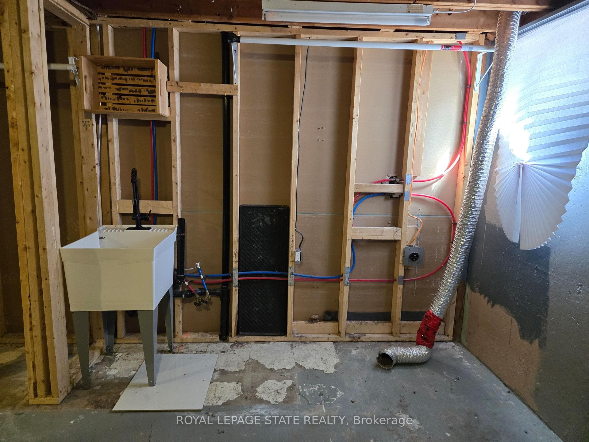 17 Carmen Avenue photo 19