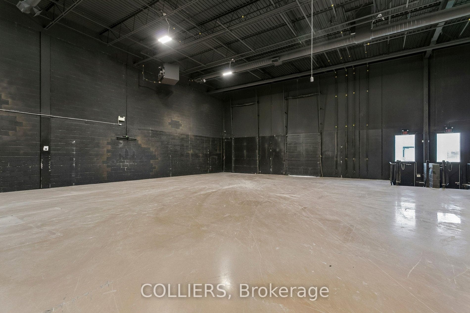 4020B Sladeview Crescent Unit 6 photo 8