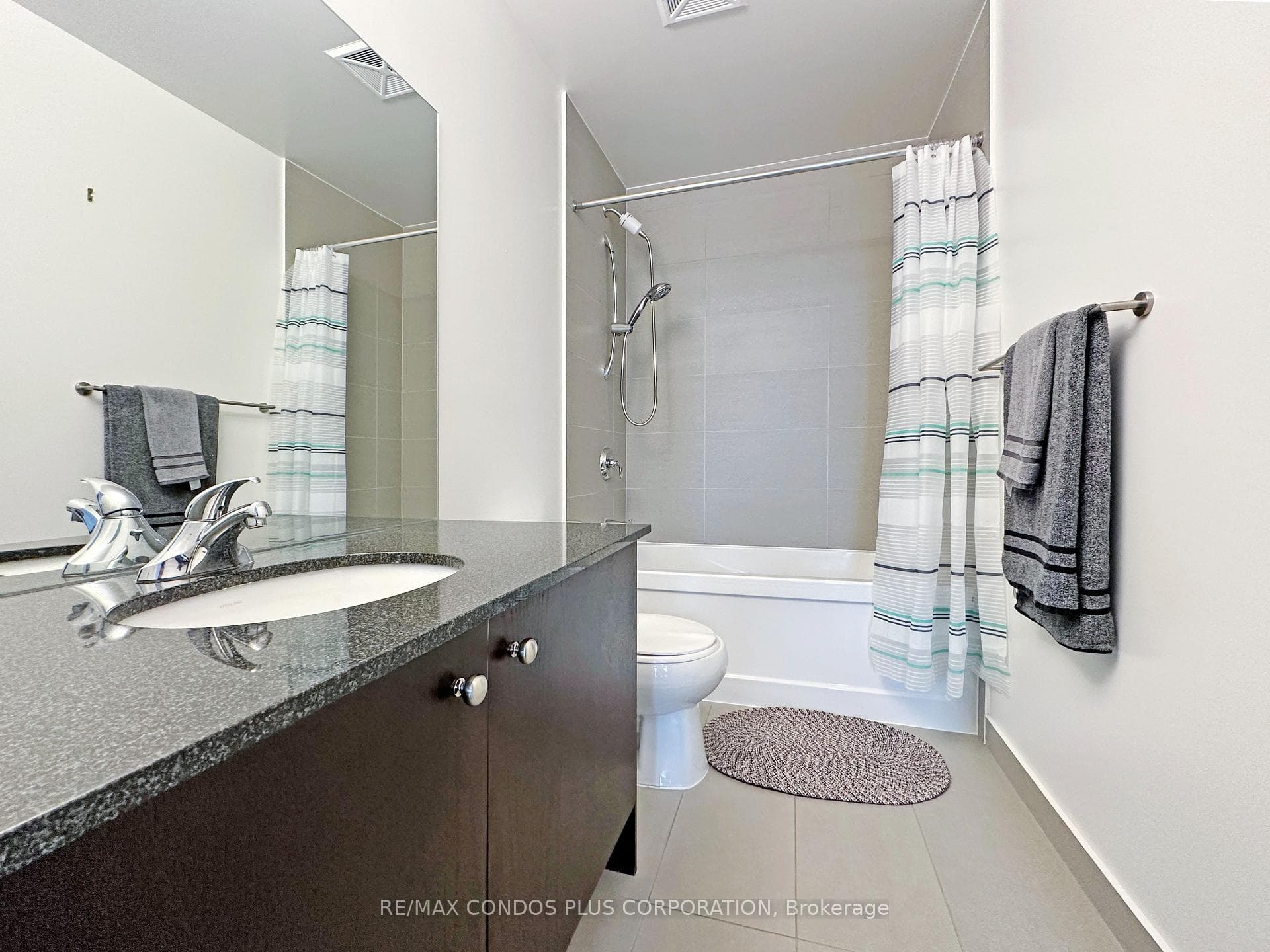5101 Dundas Street Unit 908 photo 9